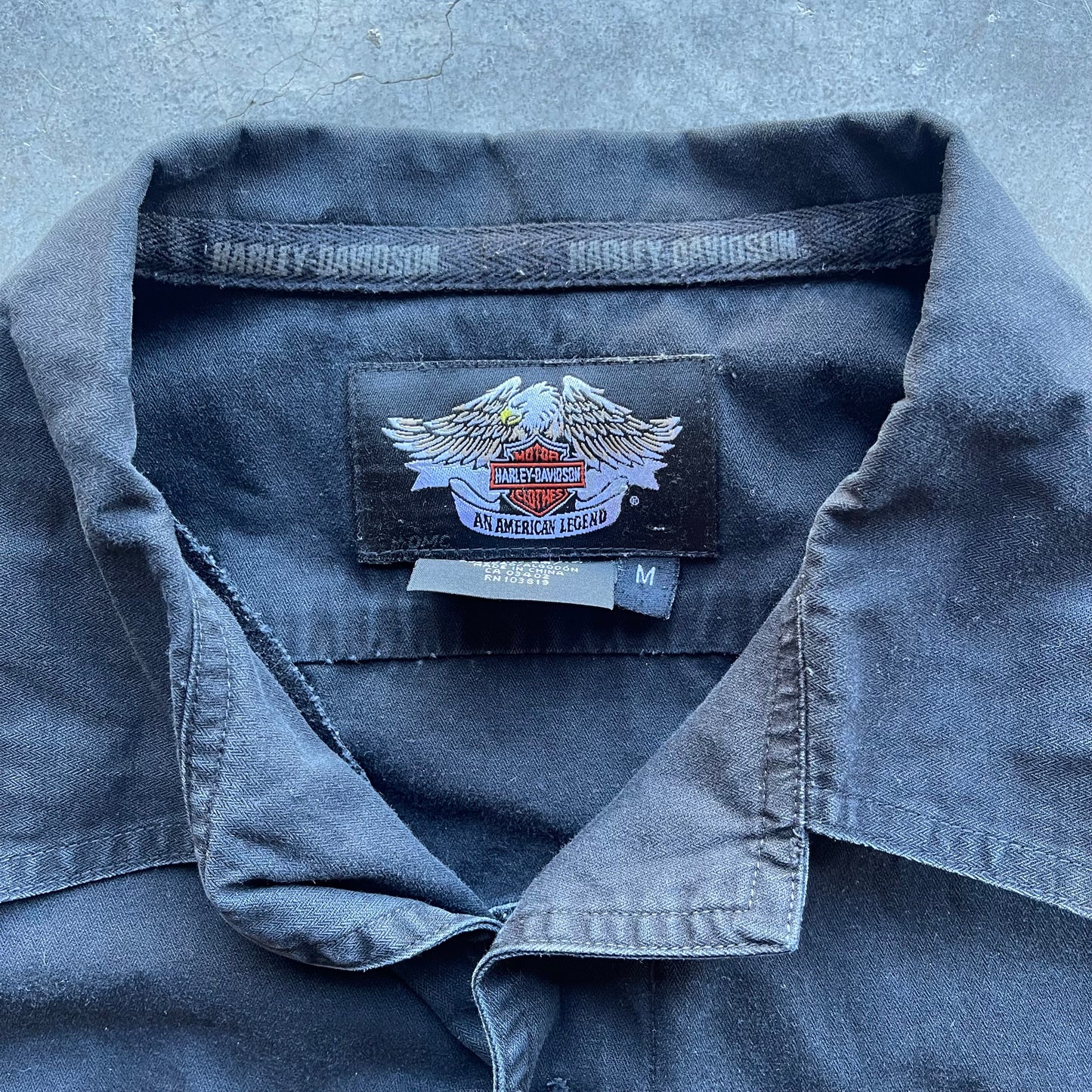 (M/L) Vintage Harley Davidson Embroidered Eagles Double Pocket Shirt