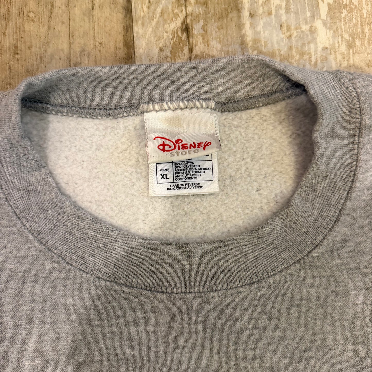 (XL) Vintage 2000s Tigger Crewneck