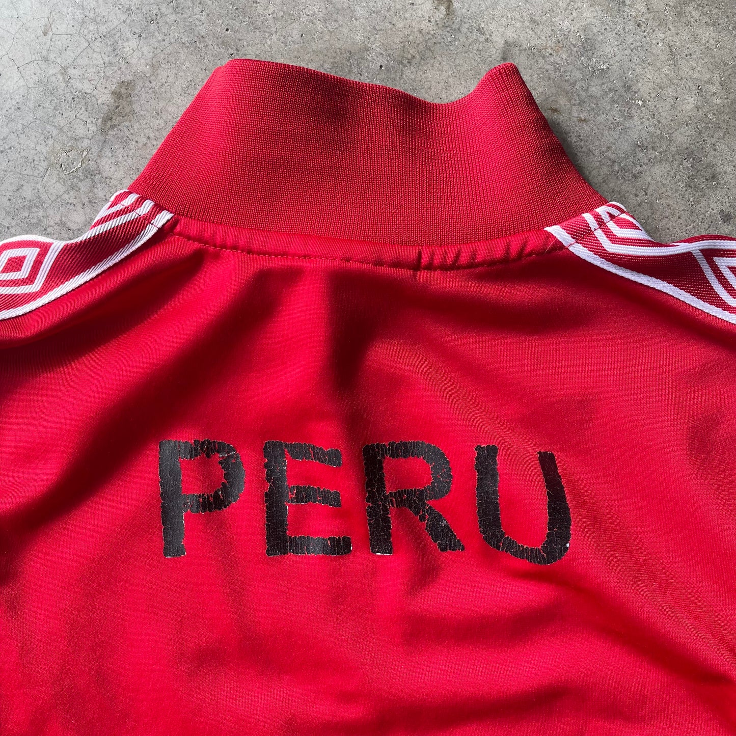 (S) 00s Umbro Peru FPF Soccer Track Jacket