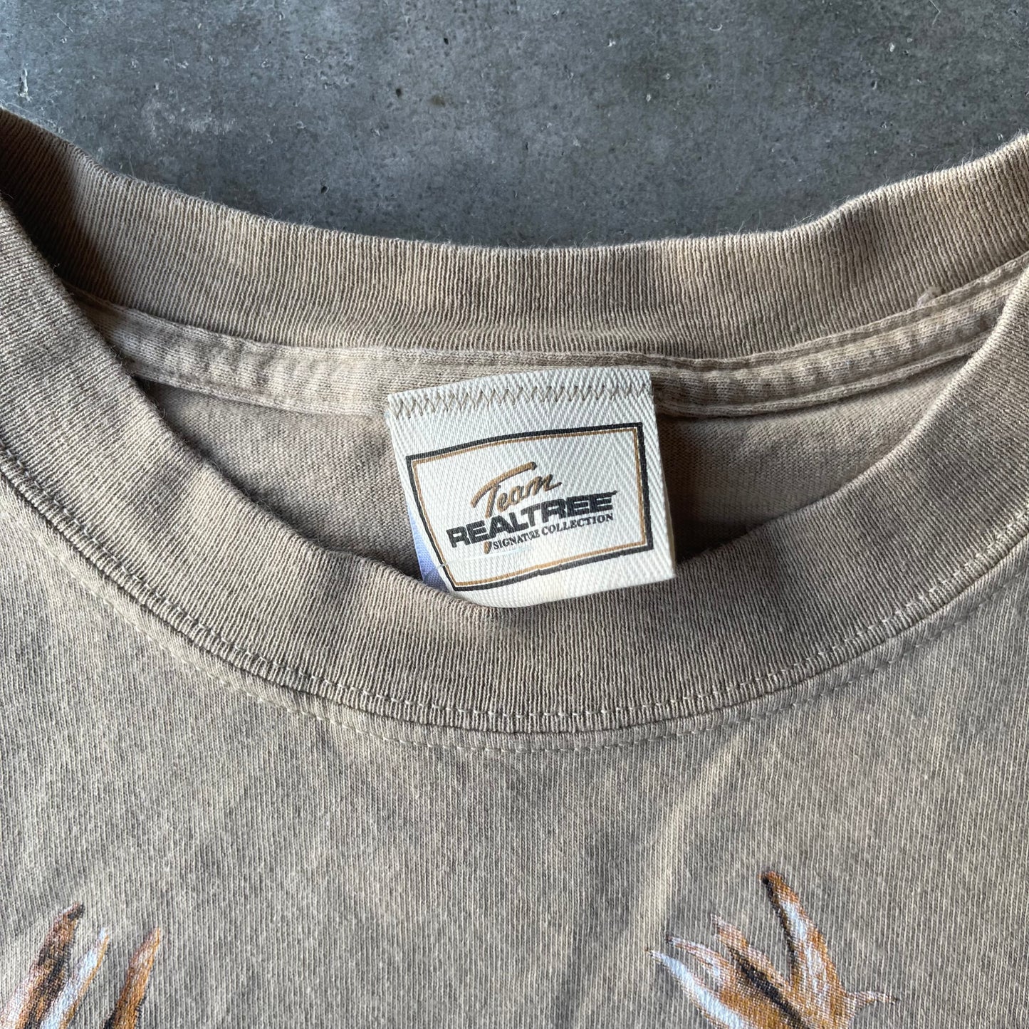 (2XL) 00s Hunting Deer Tee