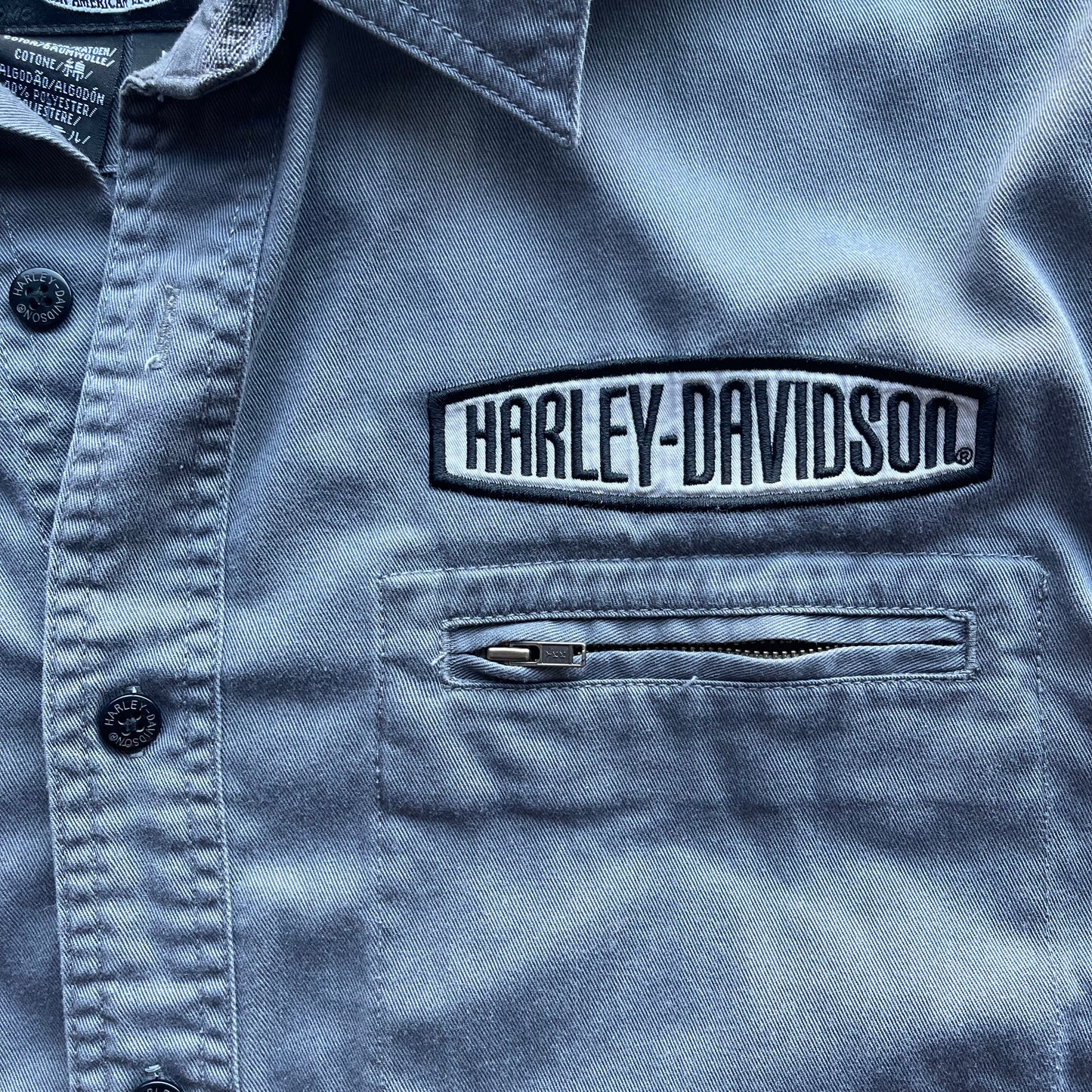 (L) Vintage Harley Davidson Embroidered Flames Cropped Shirt