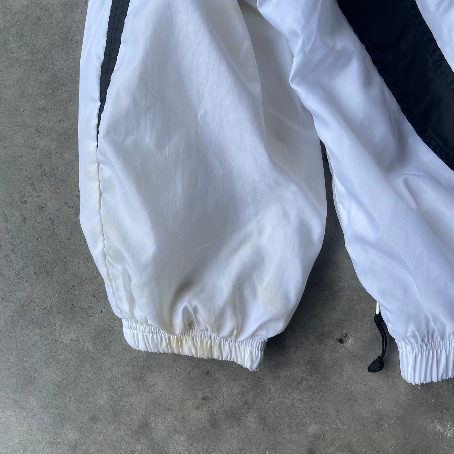 (M) 90s Nike Center Swoosh Windbreaker Jacket