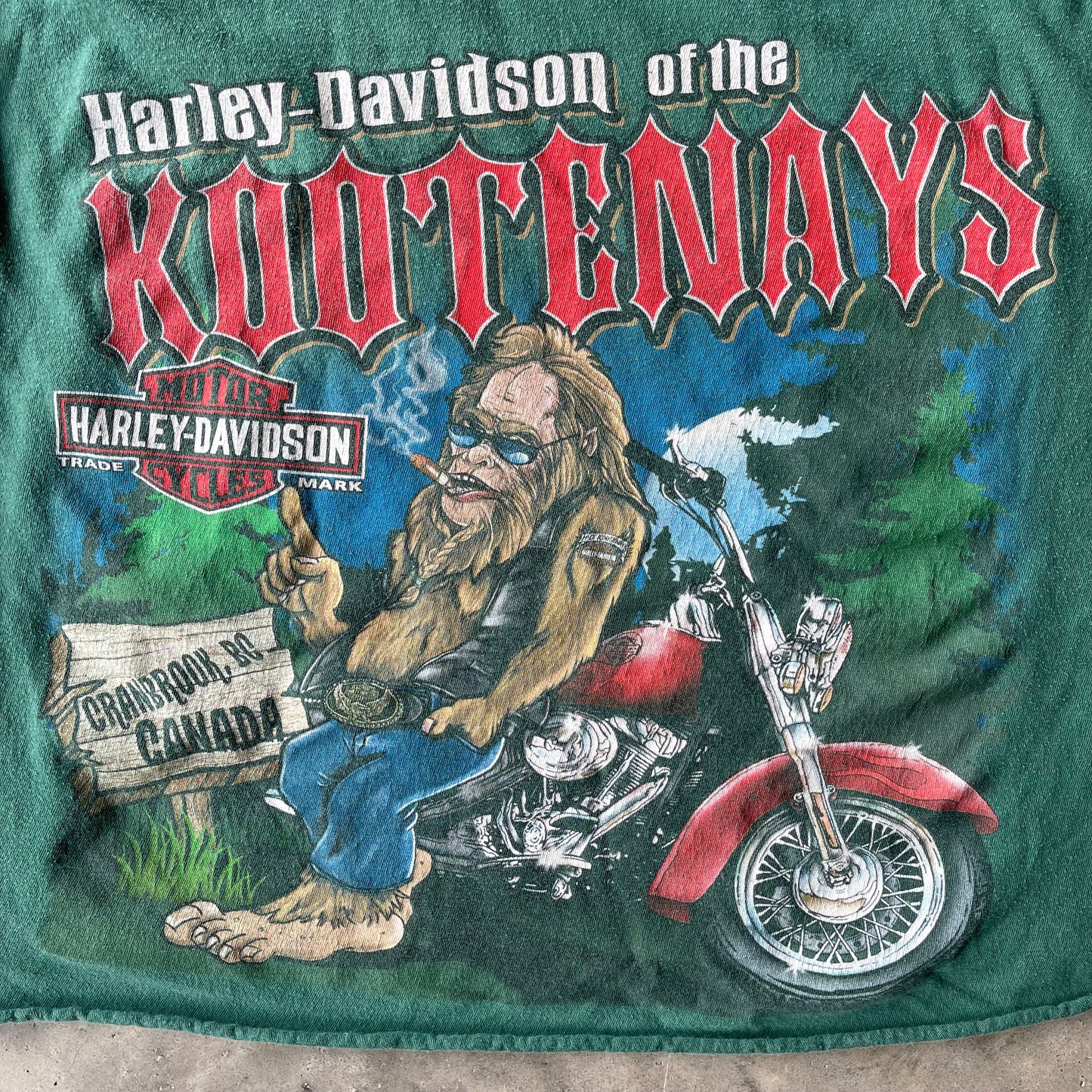 (L) Harley Davidson "Kootenays" Bigfoot Cropped Tee