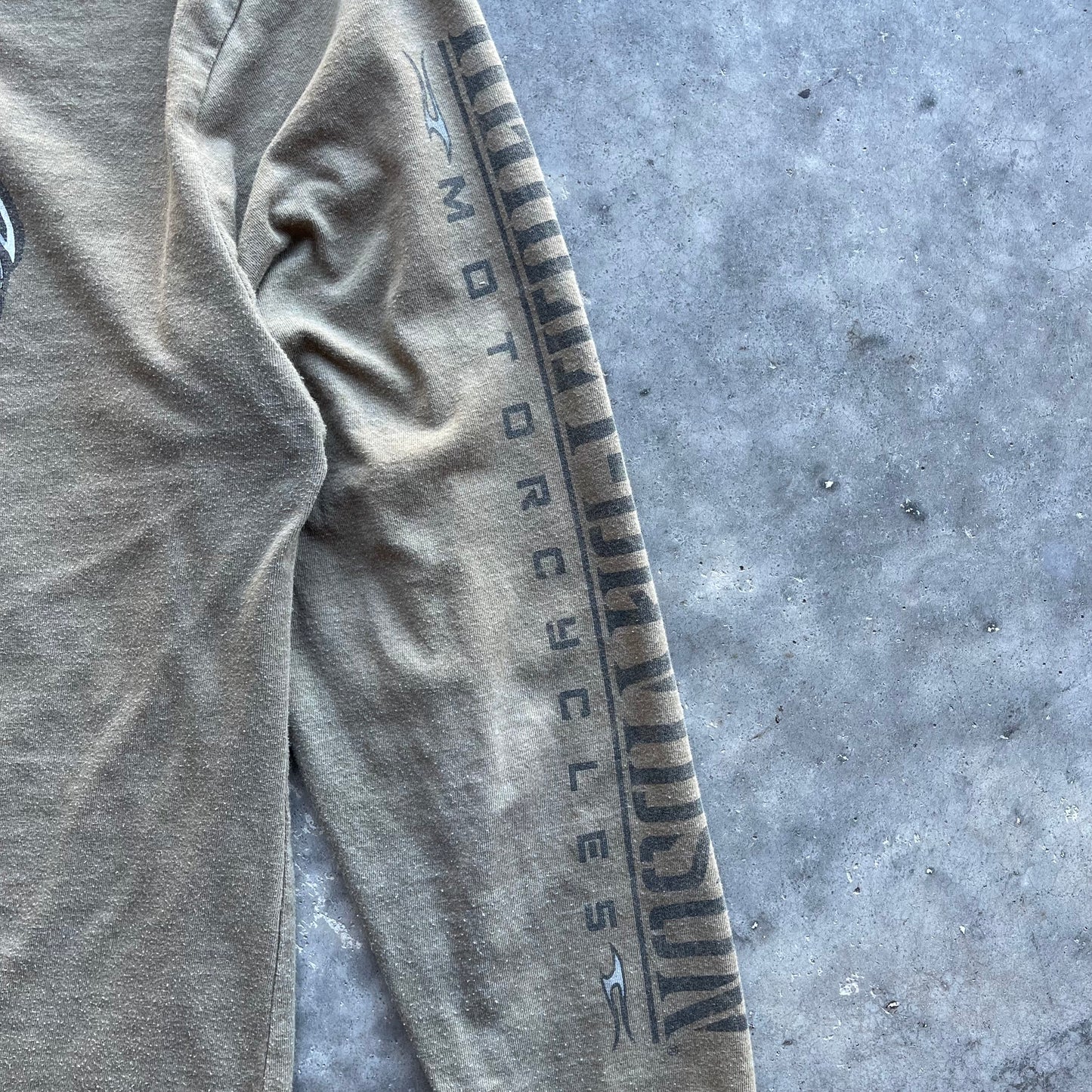 (L) Harley Davidson Chandler Eagle Brown Long Sleeve Tee