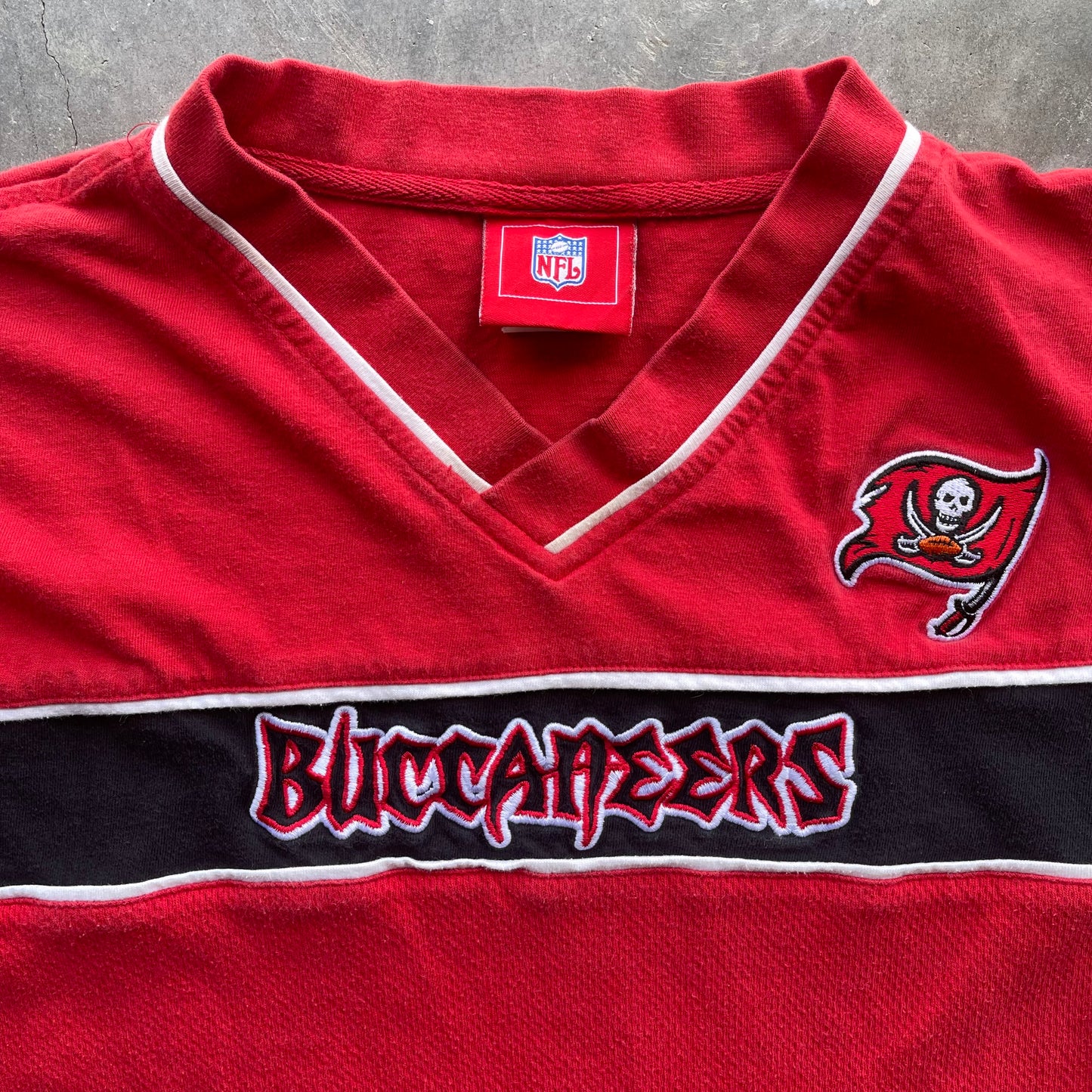 (2XL) Vintage Tampa Bay Buccaneers NFL Tee