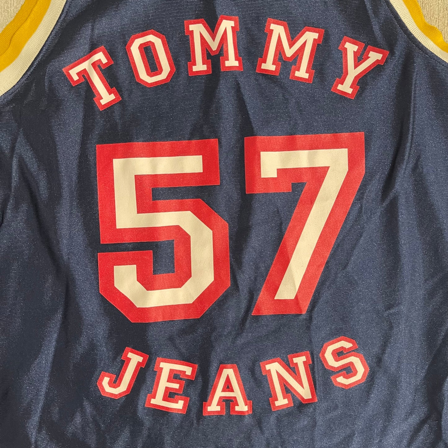 (L/XL) 90s Tommy Hilfiger Basketball Jersey