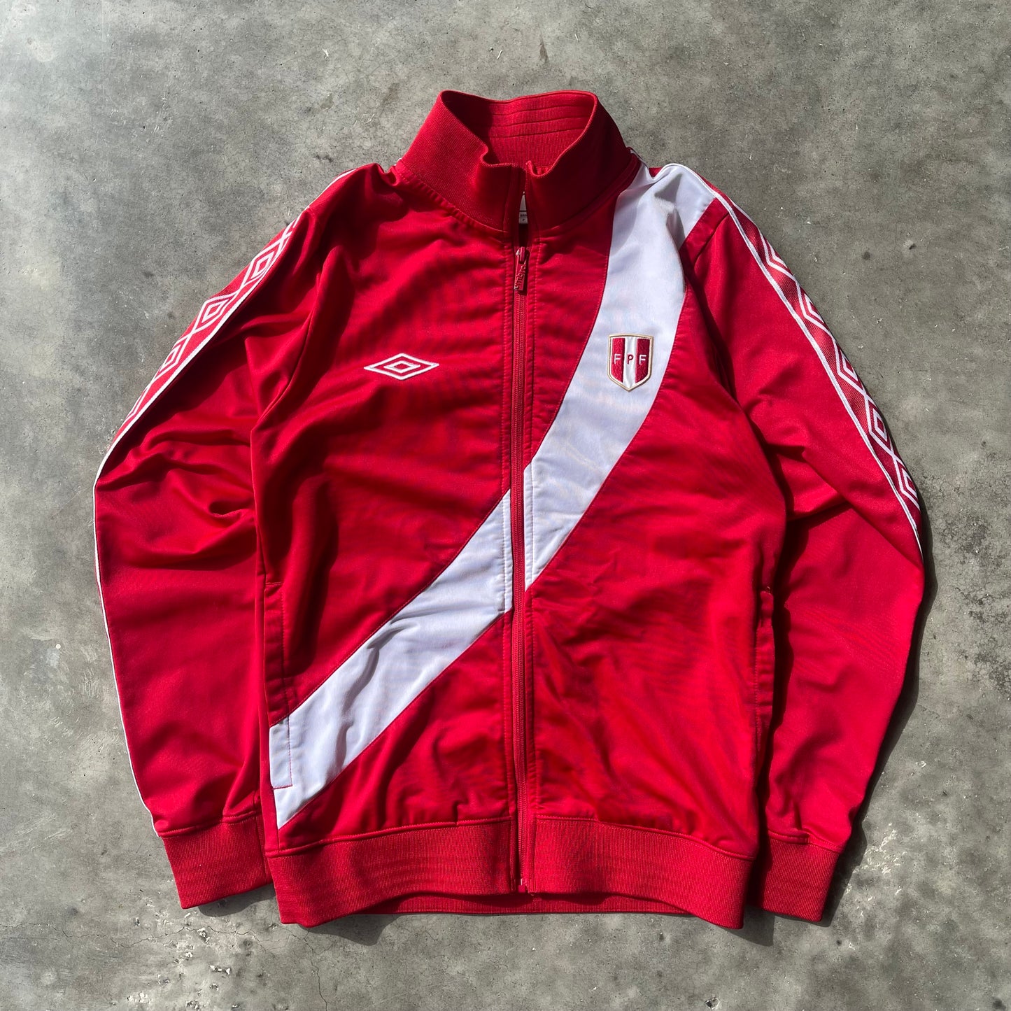 (S) 00s Umbro Peru FPF Soccer Track Jacket