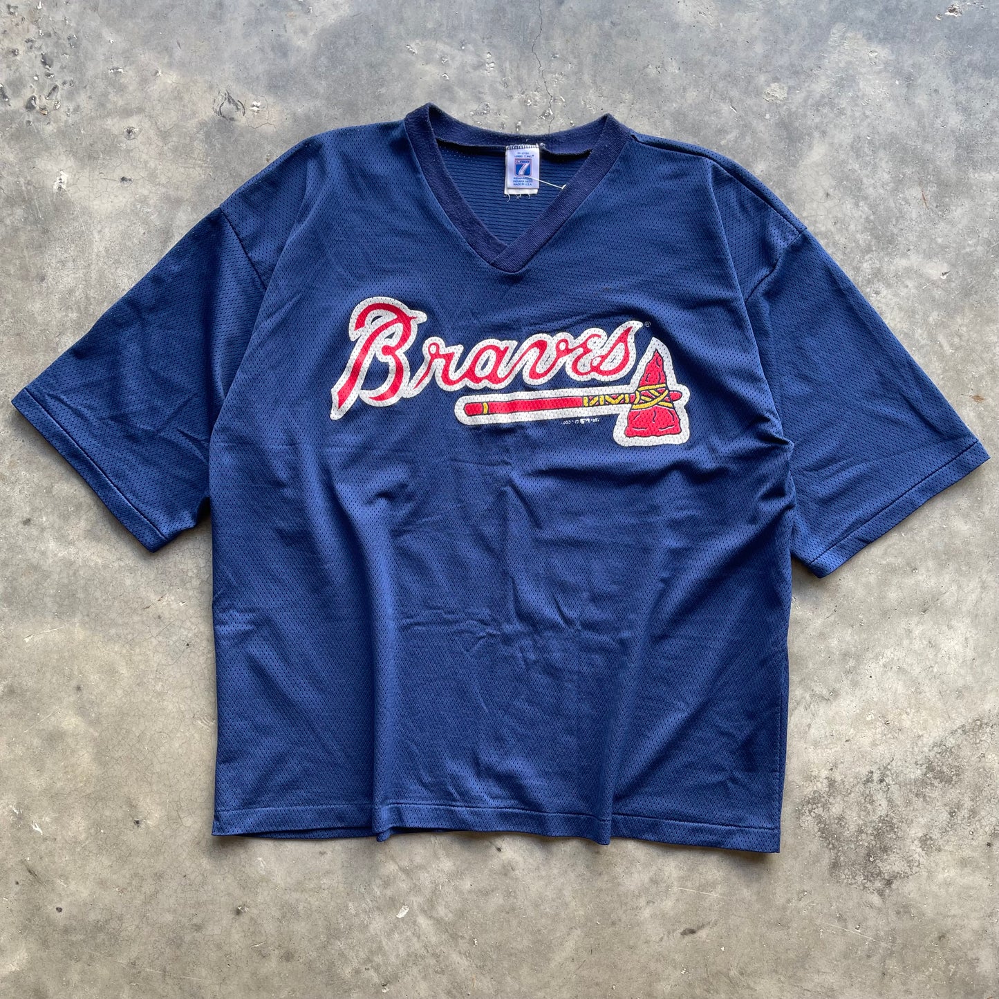 (L/XL) 1997 Atlanta Braves MLB Graphic Jersey Tee