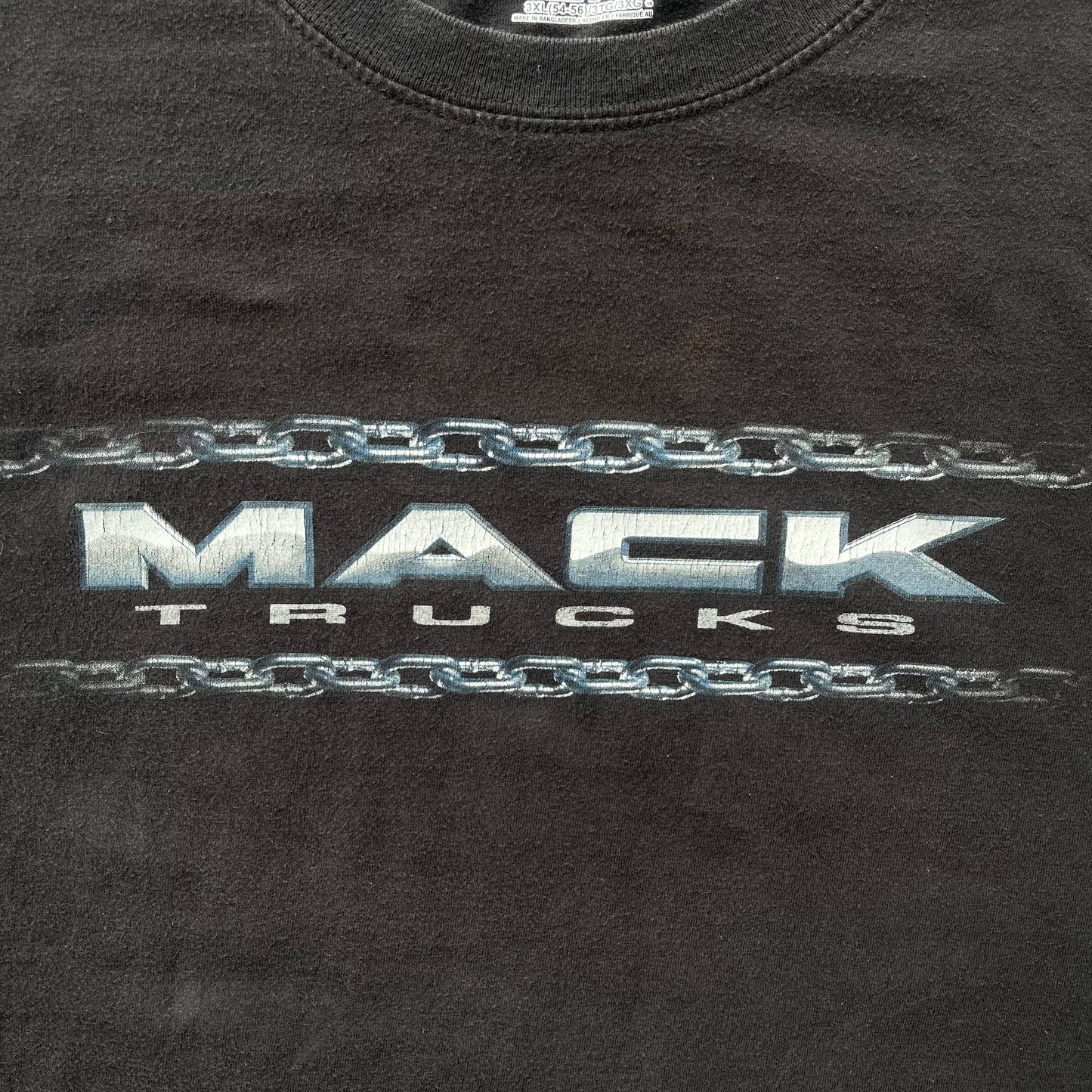 (2XL/3XL) Y2K Mack Truck Bulldog Graphic Chain Logo Tee