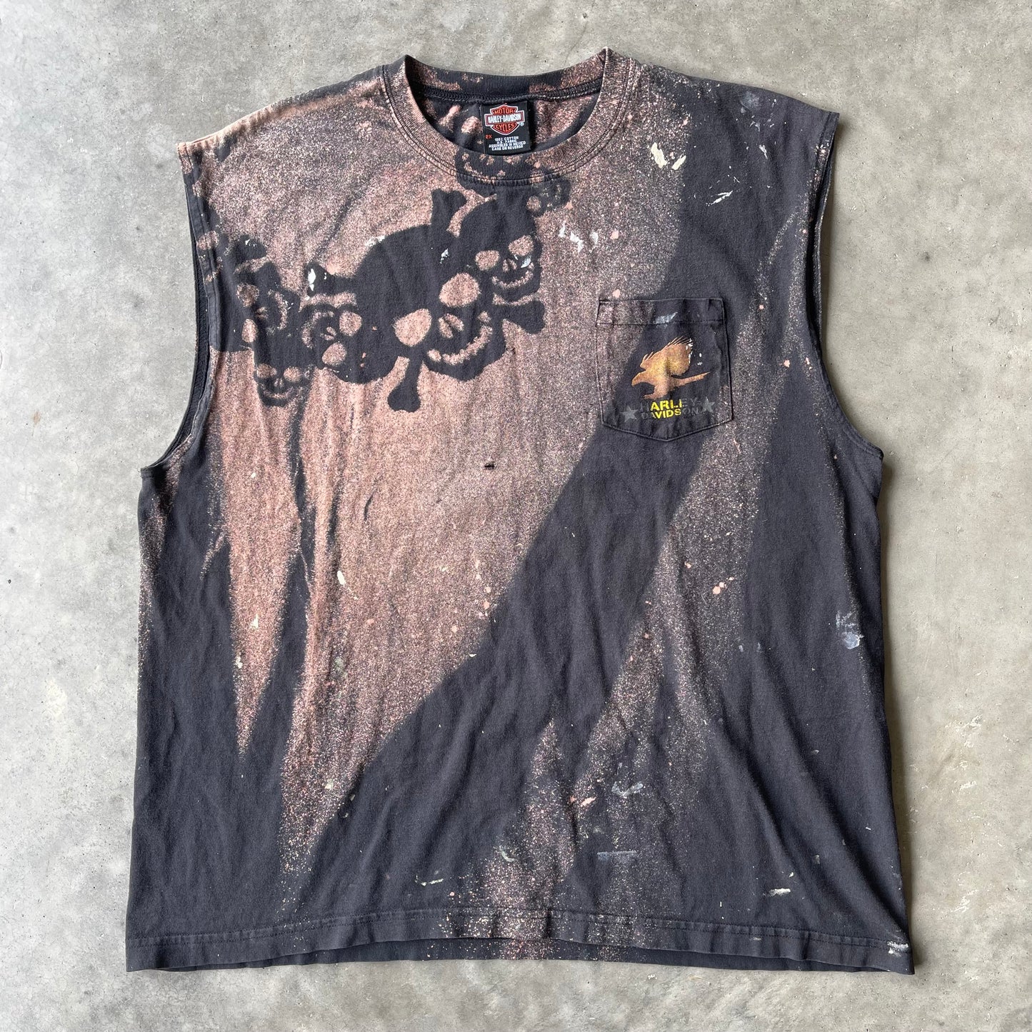 (XL/2XL) 00s Harley Davidson Bleach-Stained Skulls Tank Tee