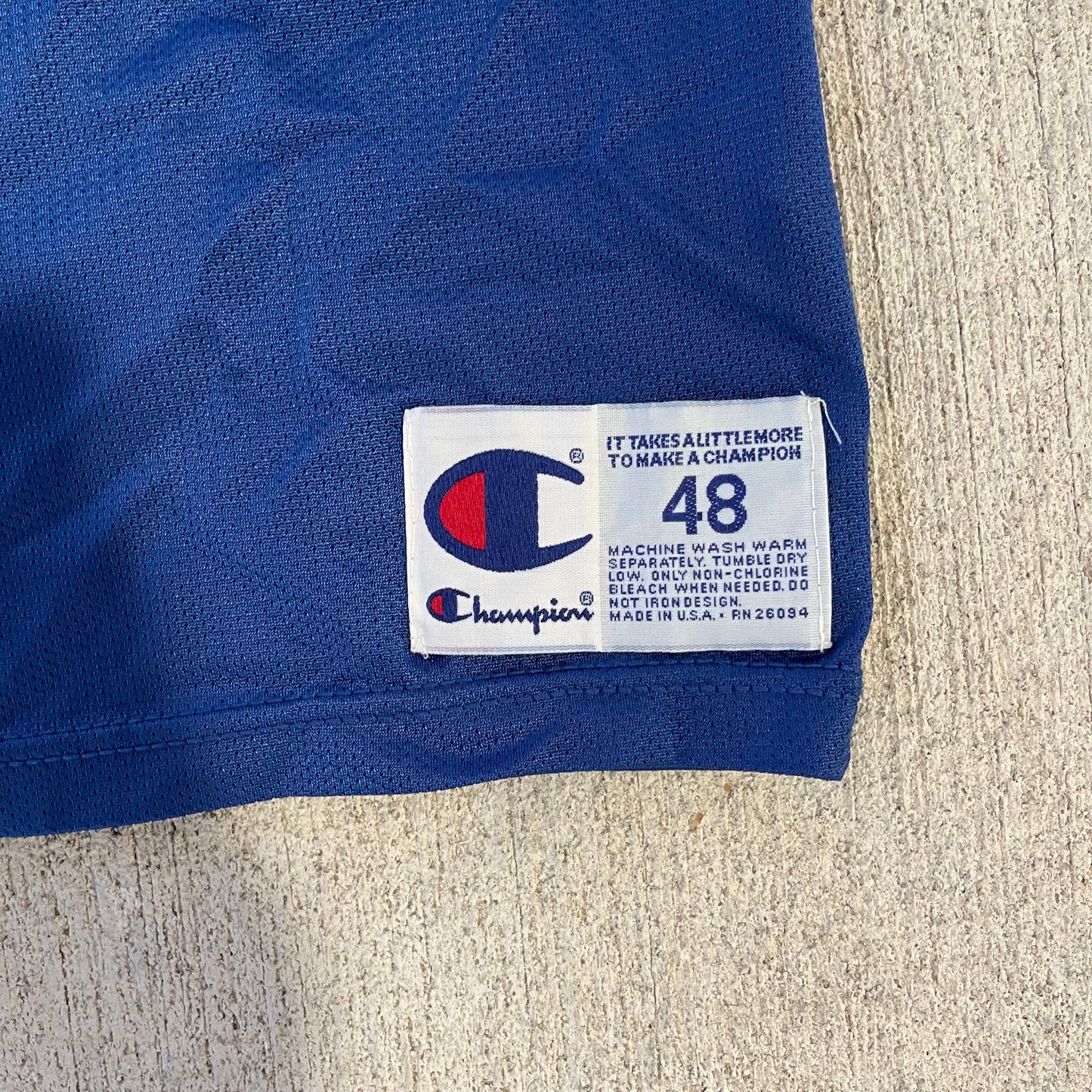 (L) 90s Detroit Pistons 'Grant Hill' Basketball Jersey
