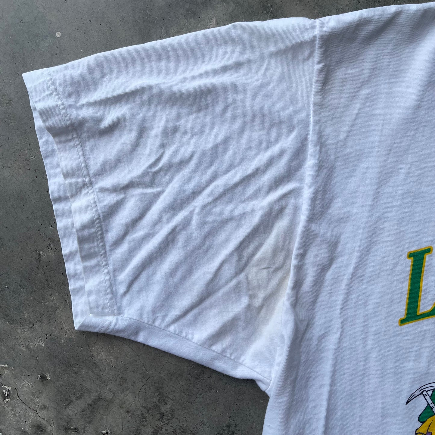 (XL) Vintage “Lucky Seven” Disney Seven Dwarfs Graphic Tee