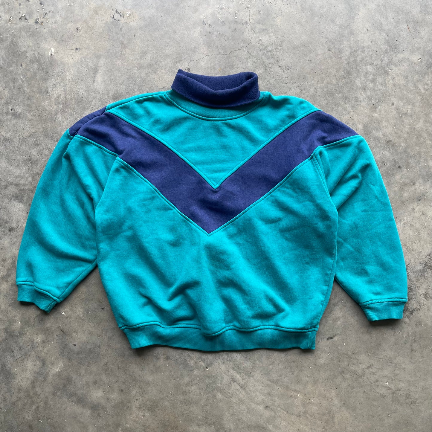 (M) Vintage Mock Neck Crewneck
