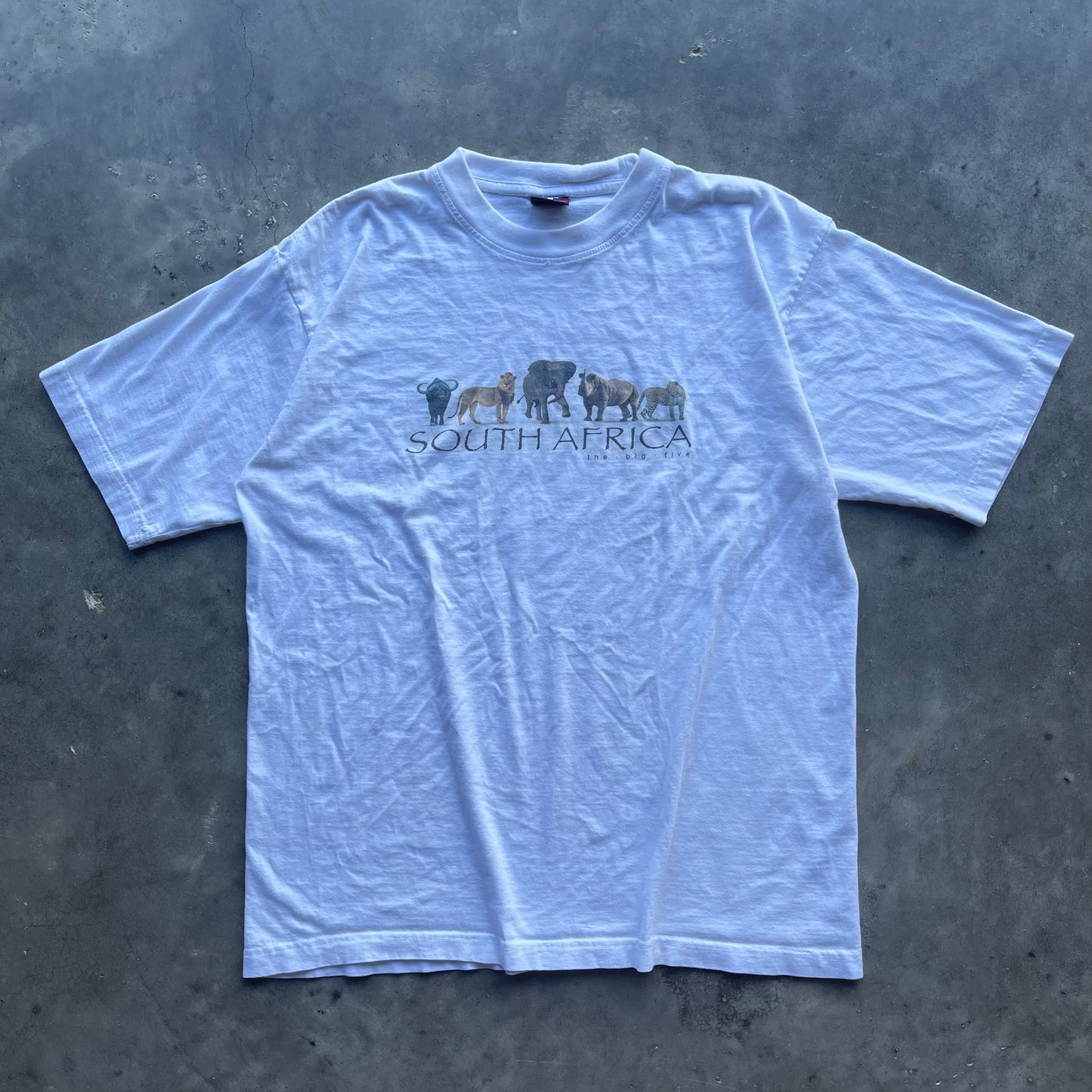 (M) 00s South Africa Animals Nature Tee