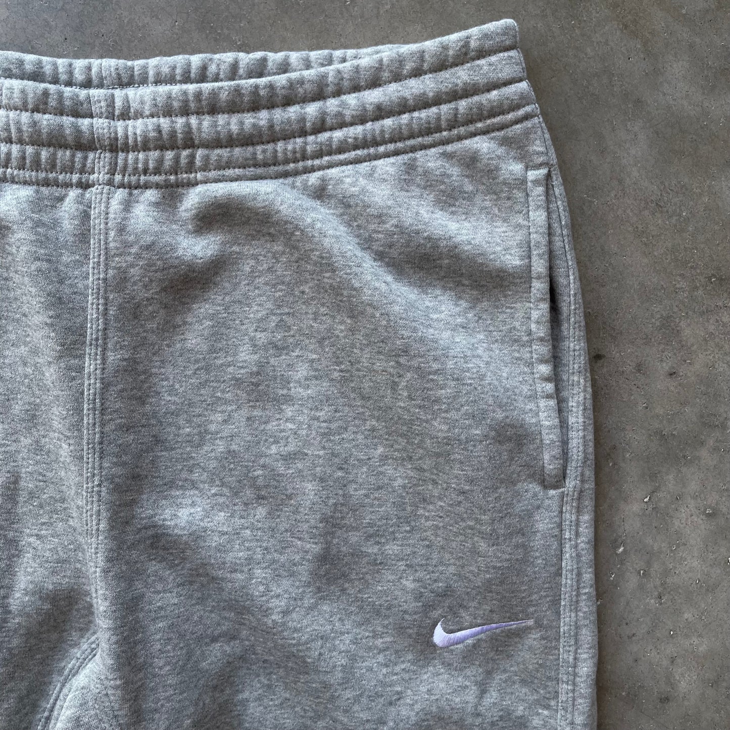 (M) Nike Grey Jogger Sweatpants