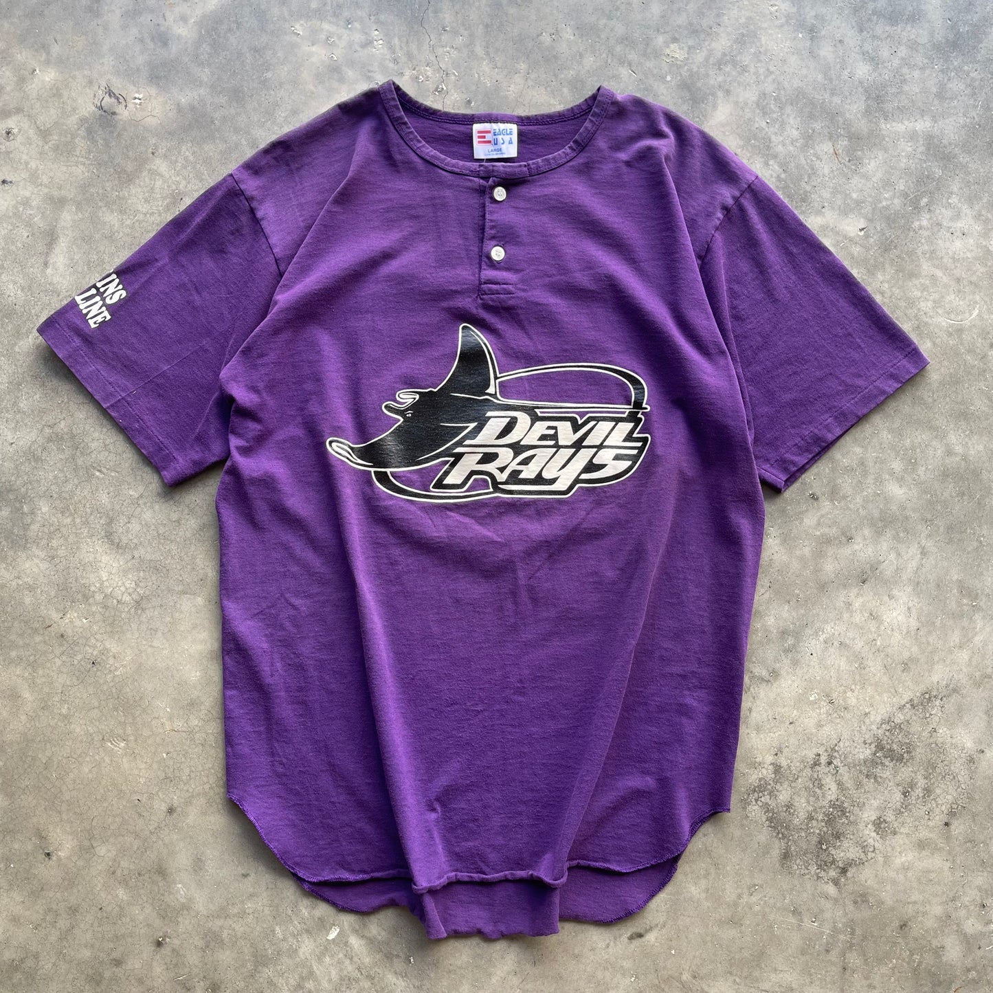 (L) 90s Devil Rays MLB Tee