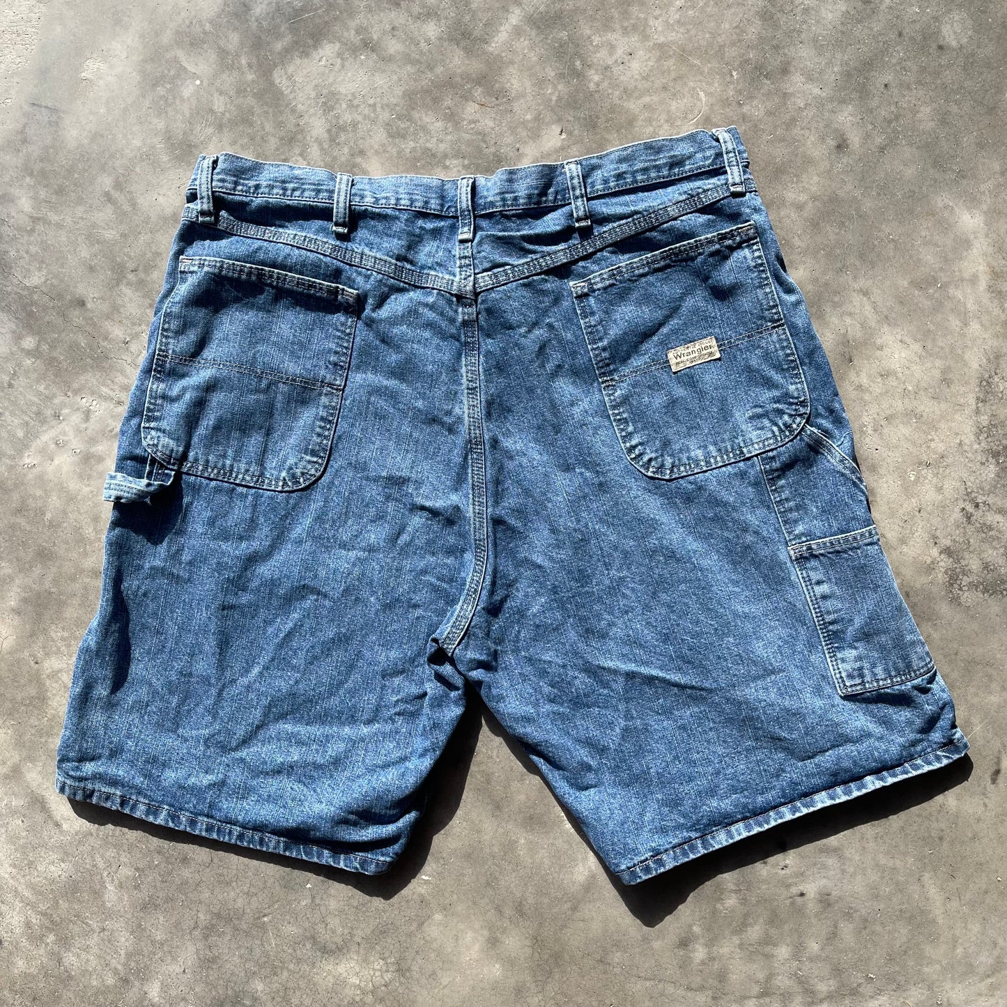 (40W) Wrangler Carpenter Jorts