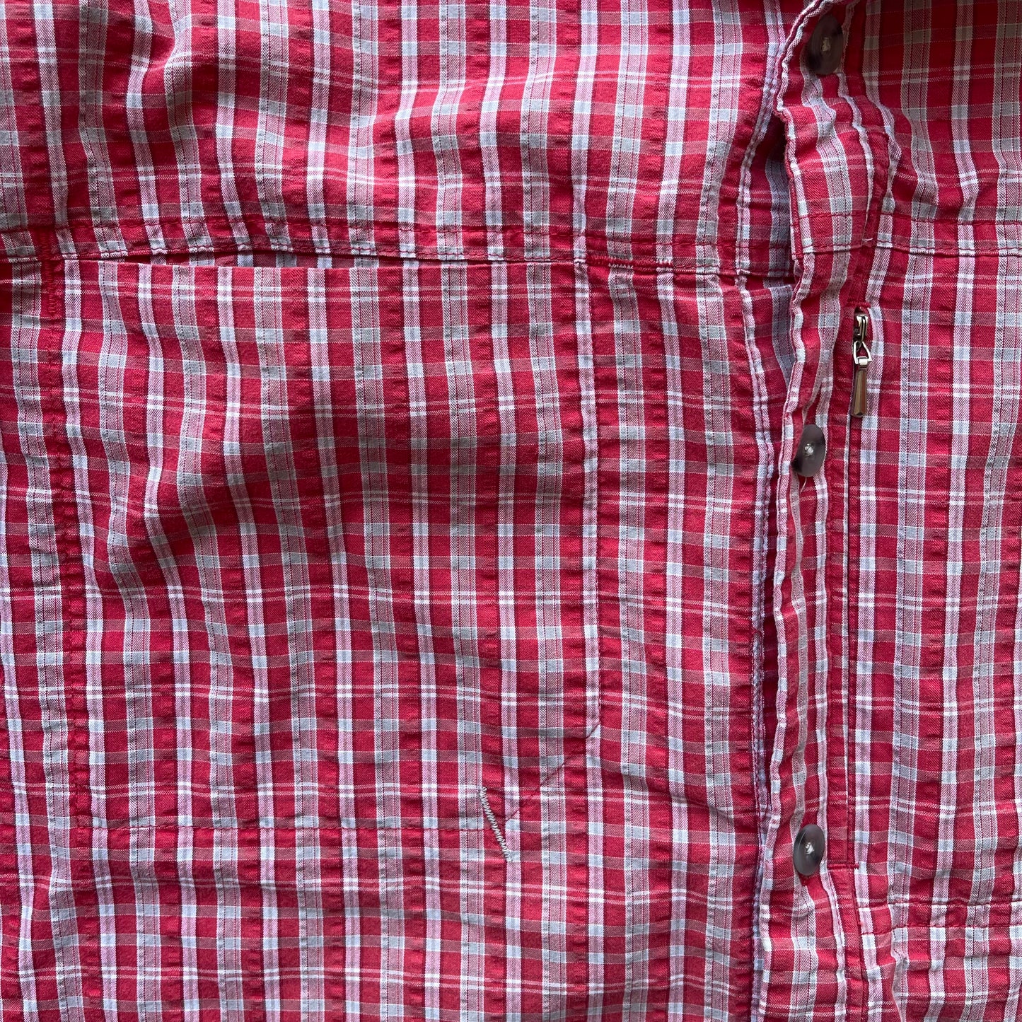 (XL/2XL) Cabela's Cropped Plaid Red Buttoned Shirt