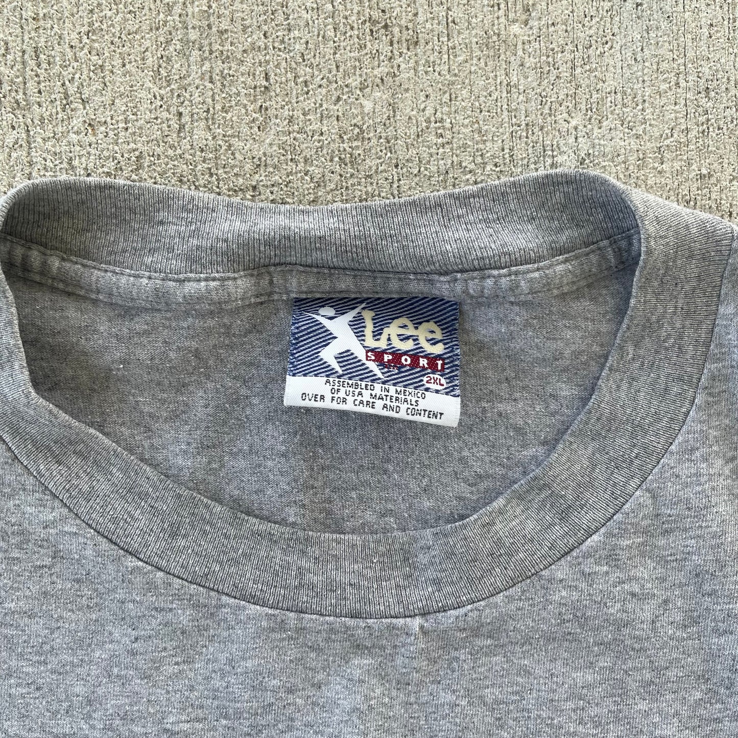 (XL) 90s Indiana Pacers Graphic Tee