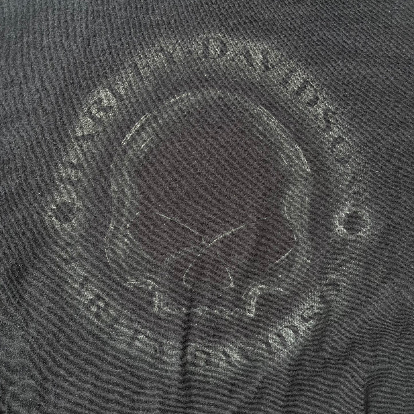 (XL) '04 Harley Davidson Black Skull Long Sleeve Graphic Tee