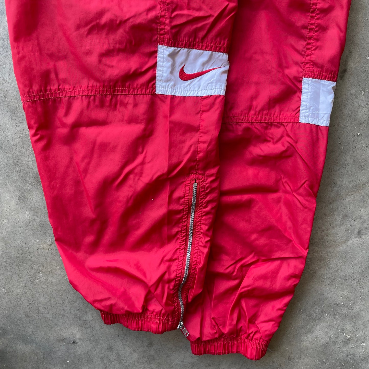 (M) 90s Red Nike Scrunched Track Pants