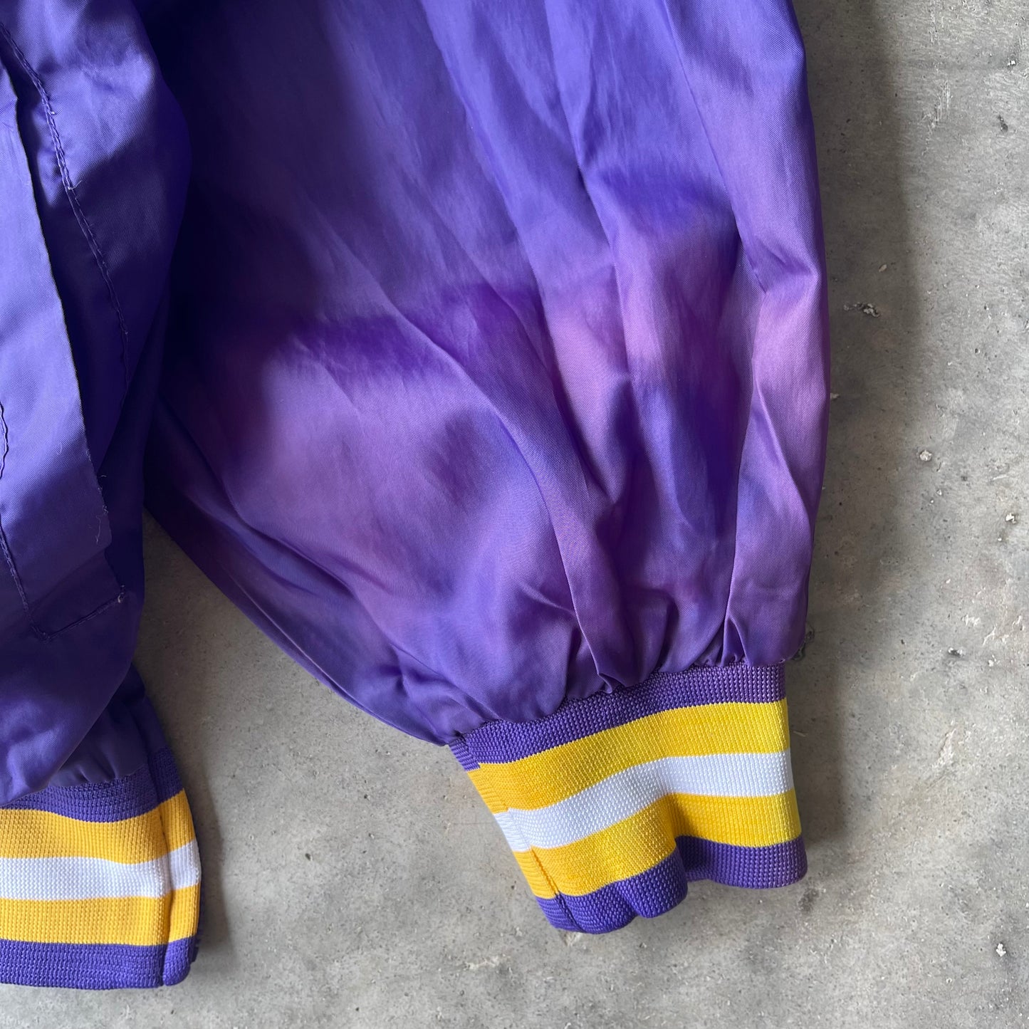 (L) 90s LSU Tigers Pullover Windbreaker