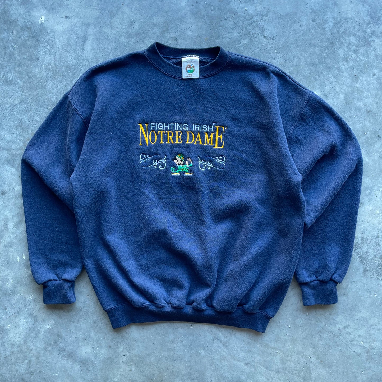 (L) 90s Notre Dame Fighting Irish Embroidered Crewneck