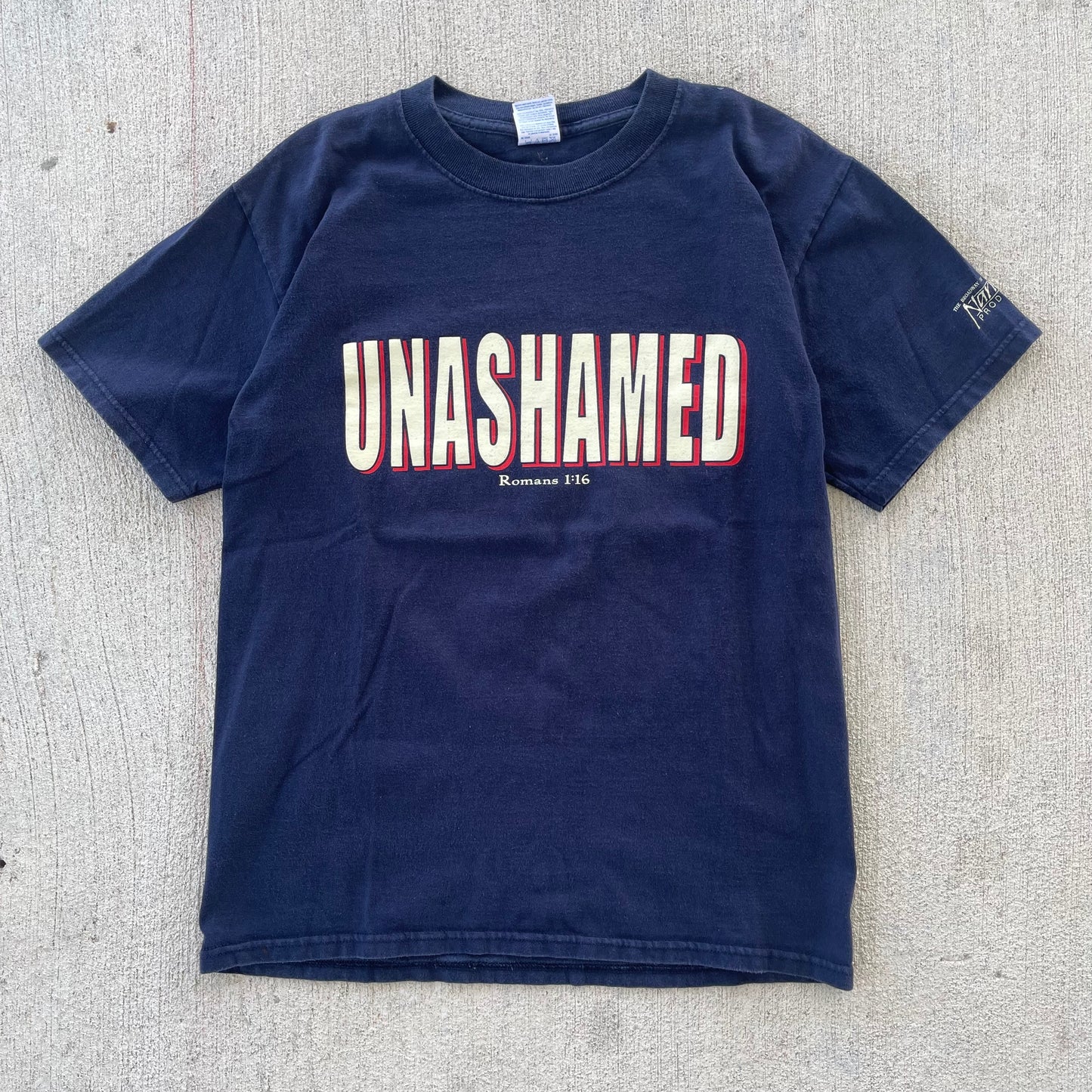(M) 90s 'Unashamed' Bible Verse Jesus Tee
