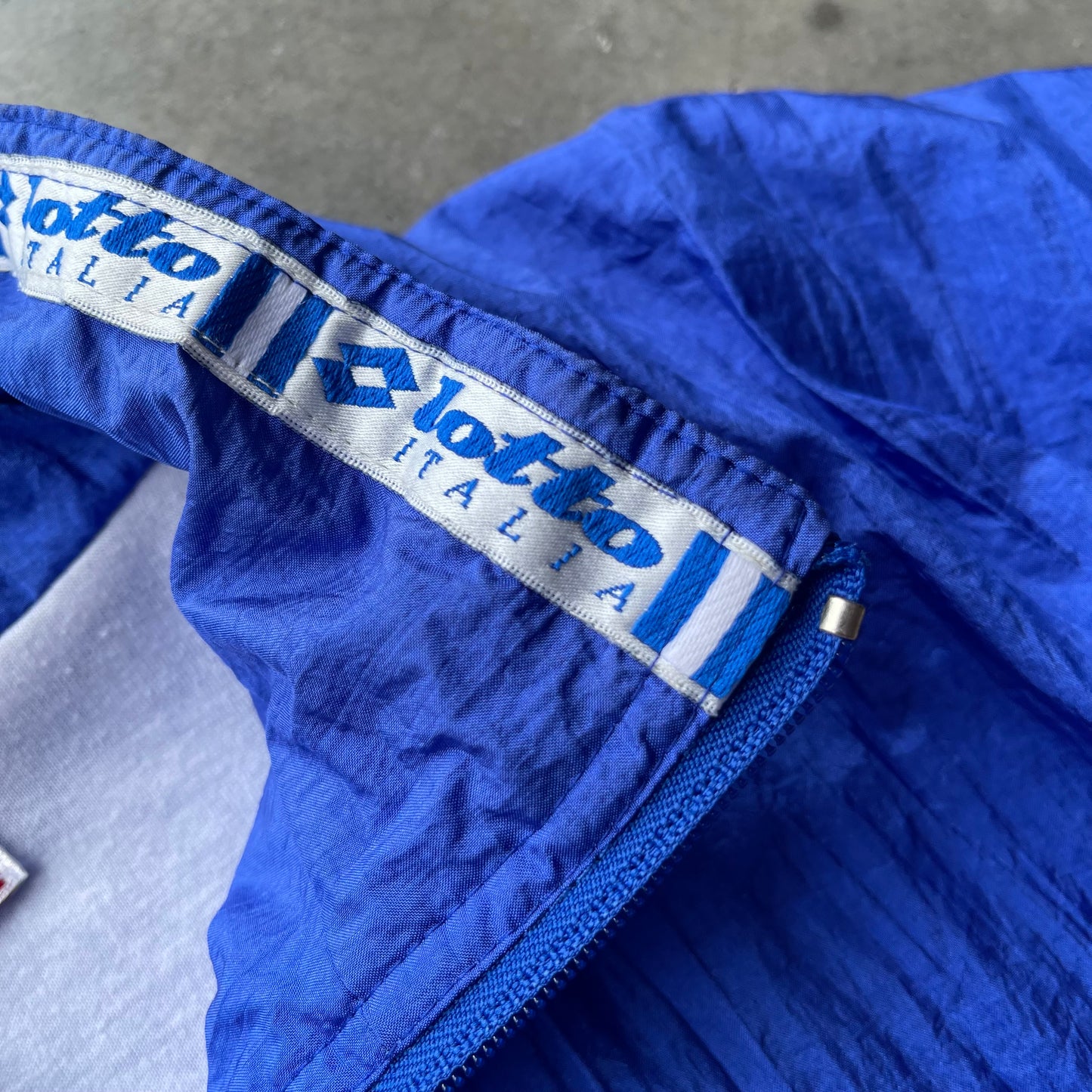 (L/XL) 90s Lotto Milan Soccer Windbreaker