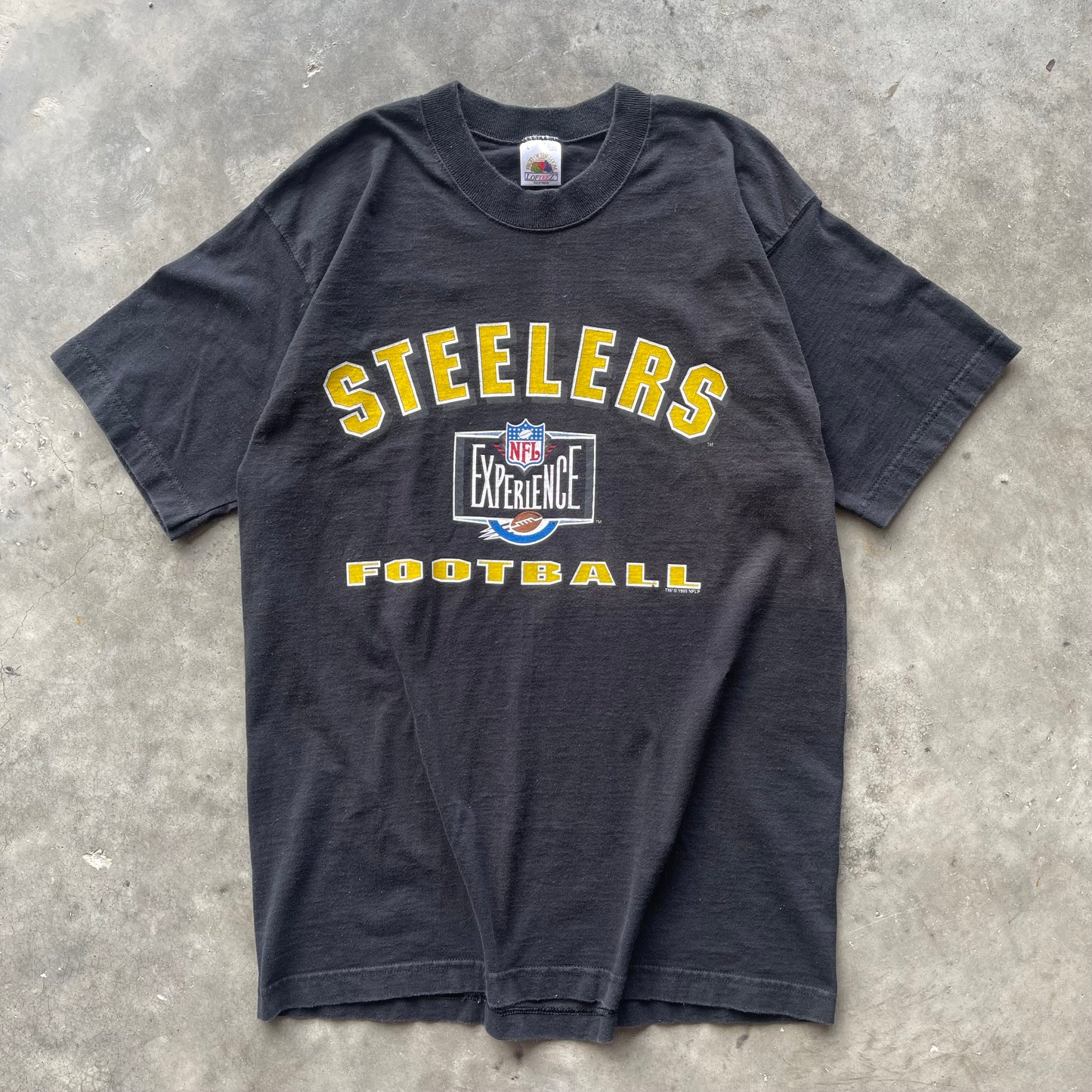 (L) ‘95 Pittsburgh Steelers Football NFL Graphic Tee