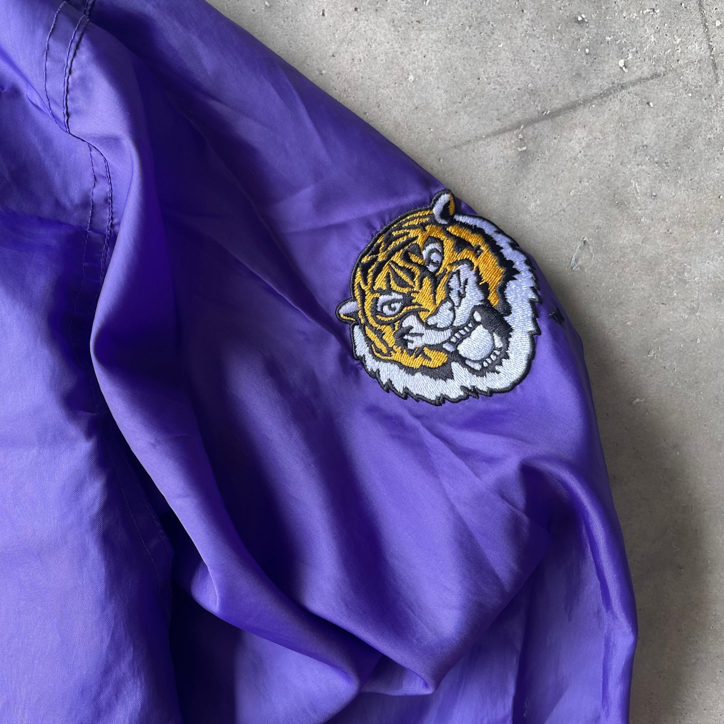 (L) 90s LSU Tigers Pullover Windbreaker