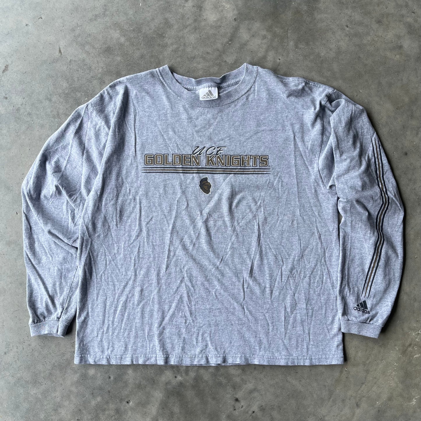 (M/L) Vintage University of Central Florida Golden Knights UCF Long Sleeve Adidas Tee