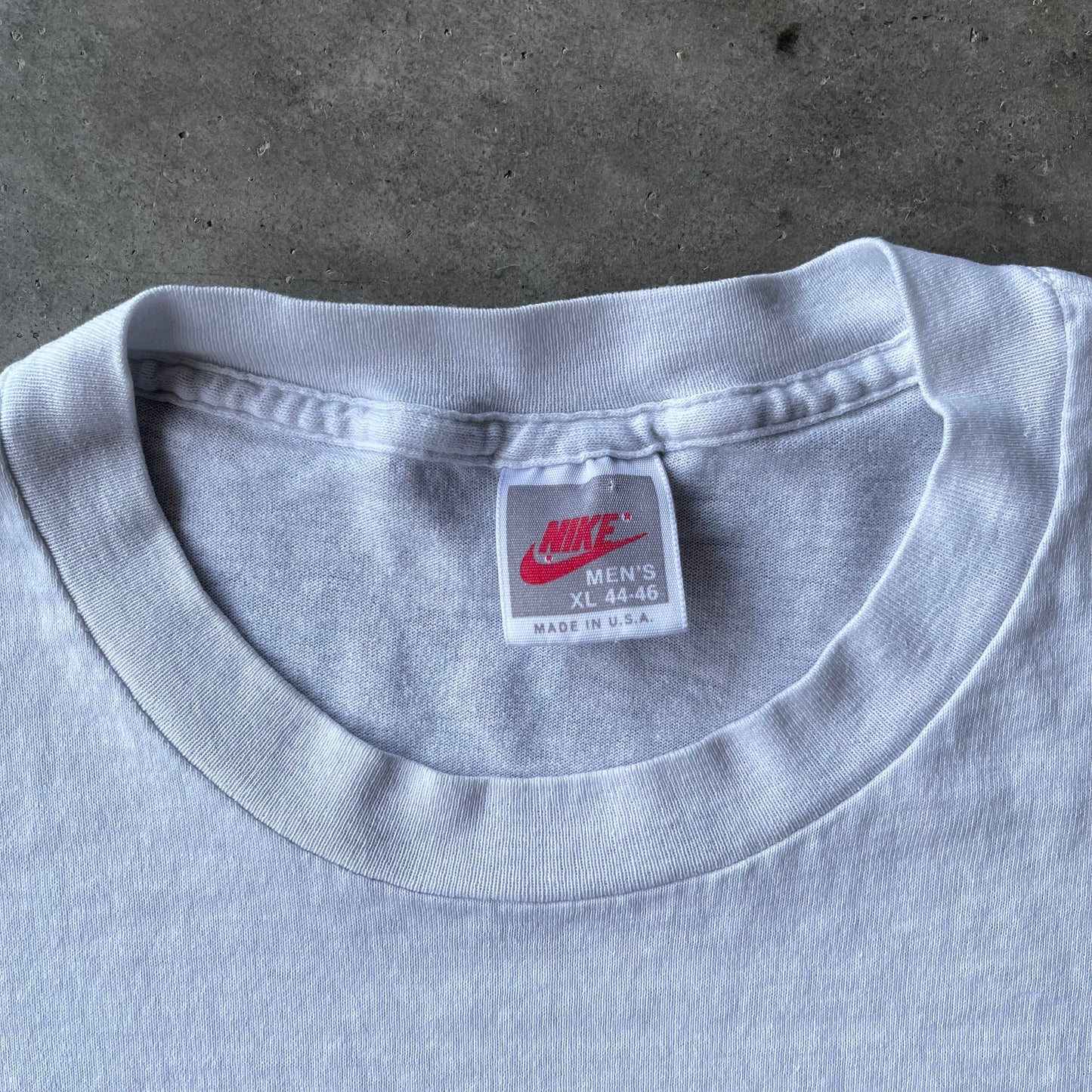 (M) ‘88 Nike Track & Field Relay Championships Graphic Tee