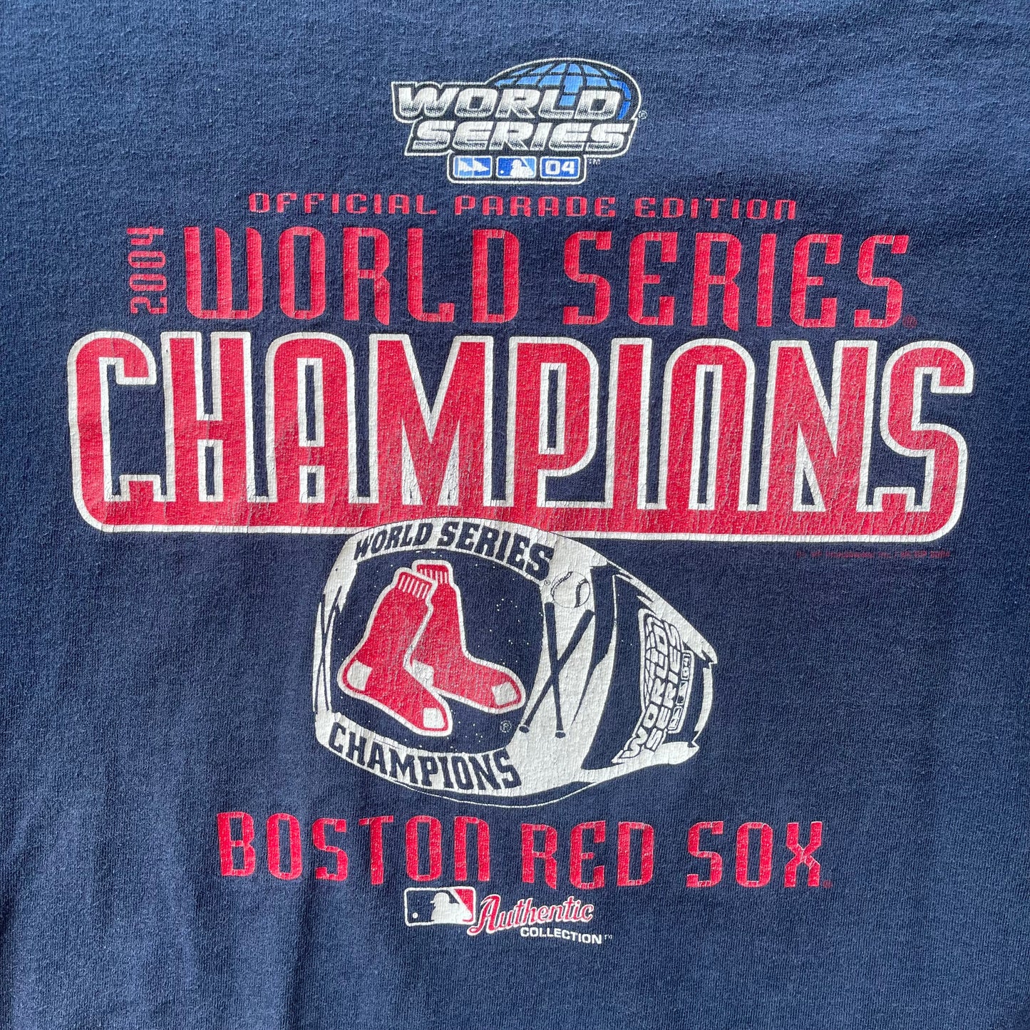 (XL) ‘04 Boston Red Sox MLB World Series Champions Ring Graphic Tee