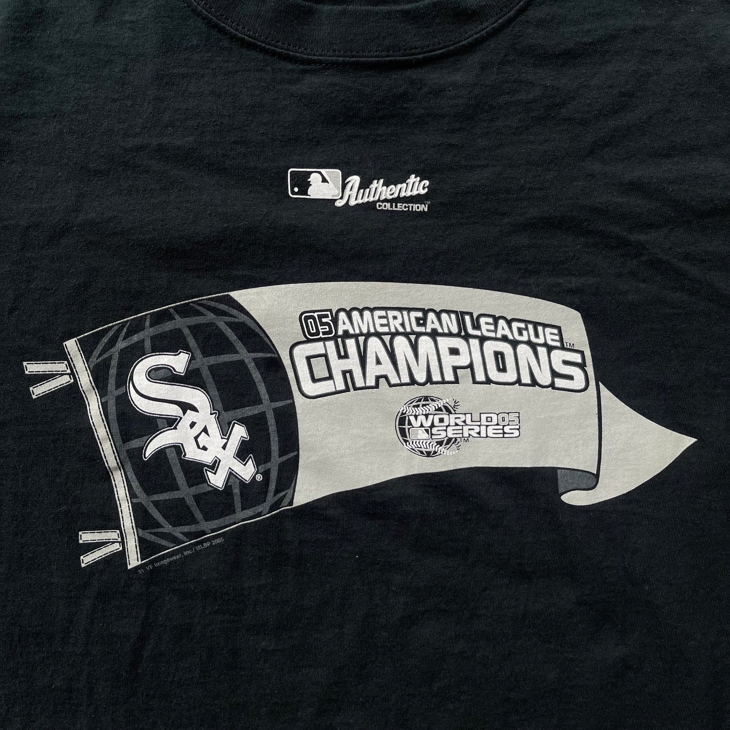 (XL) ‘05 Chicago White Sox MLB Champions Graphic Tee