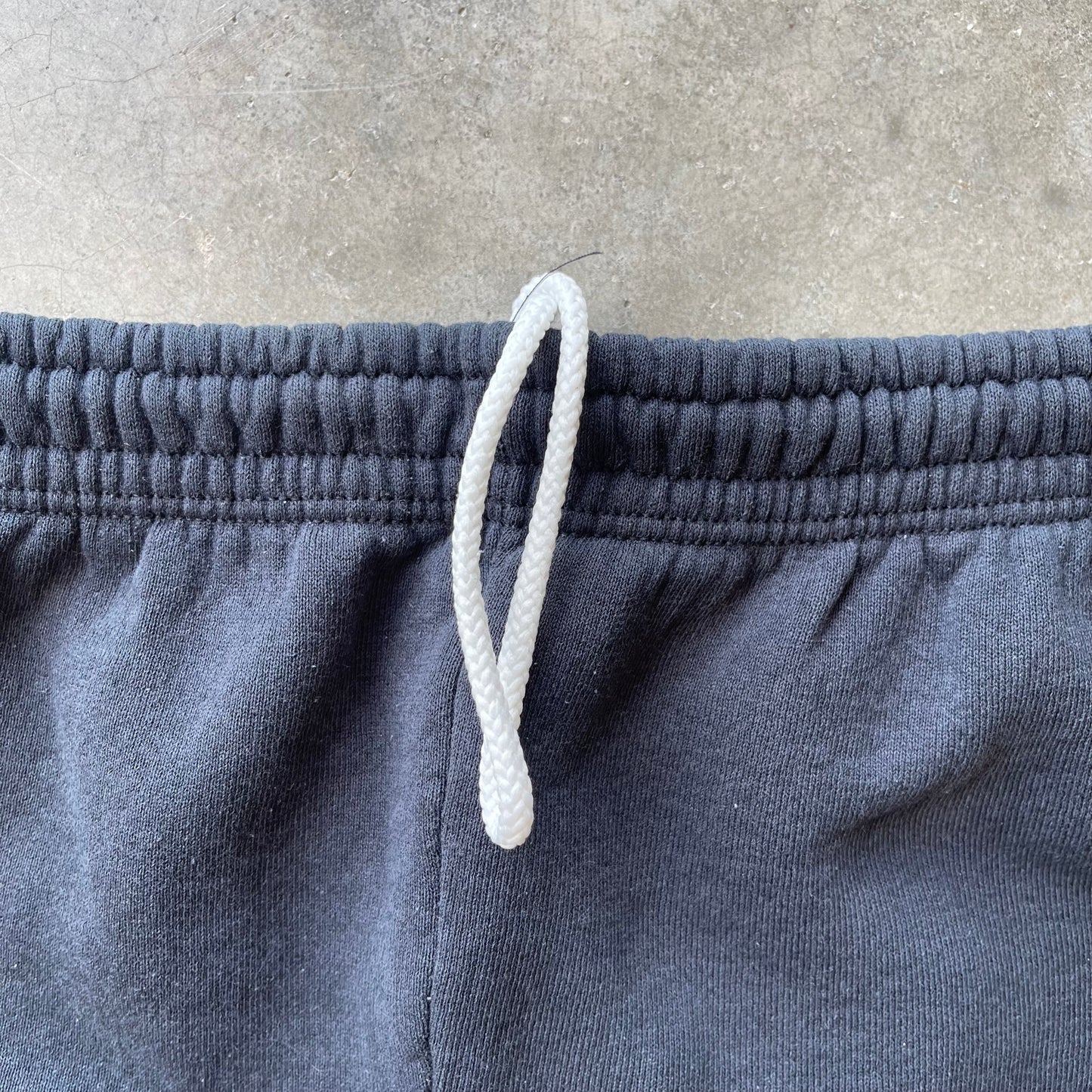 (M/L) 90s Black Sweatpants