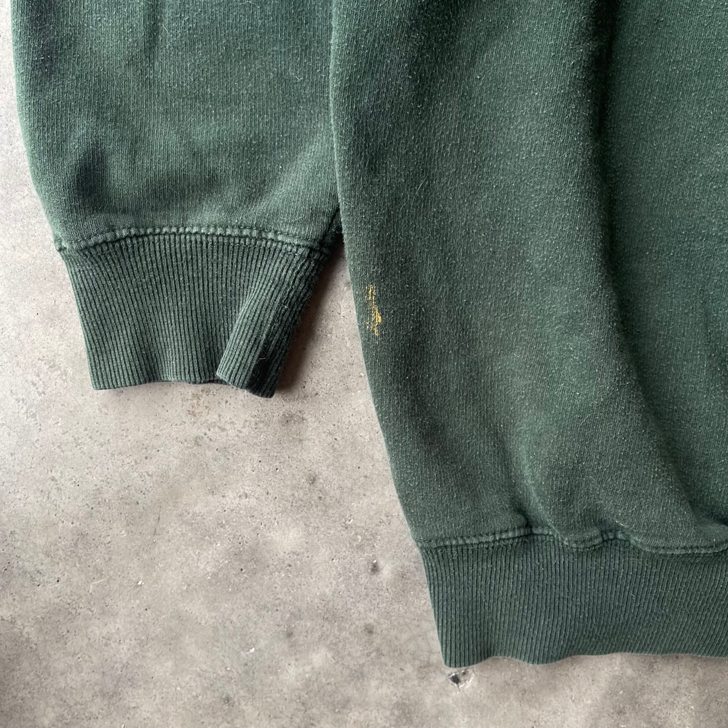 (XL) 00s University of Miami Hurricanes Embroidered Crewneck