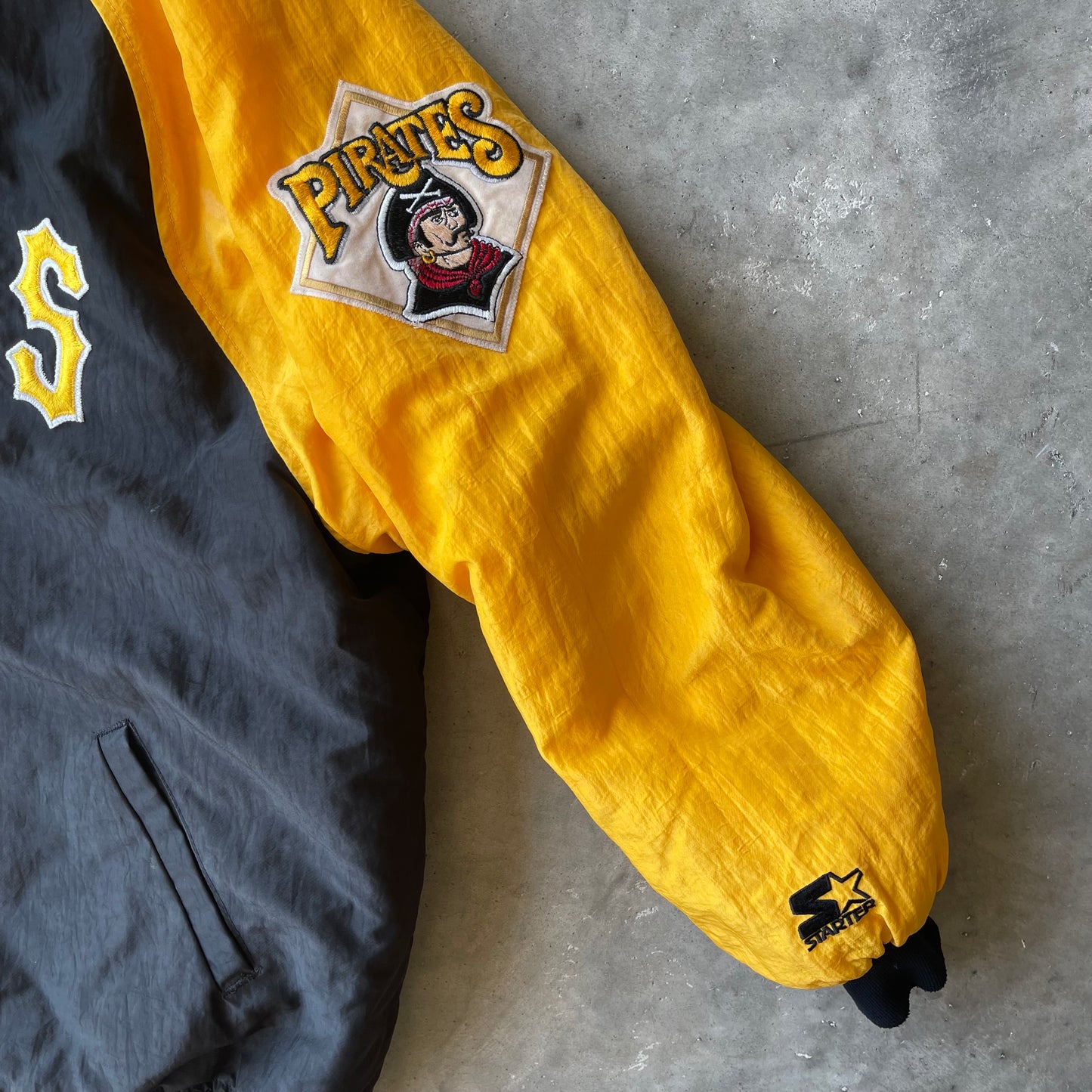 (2XL) 90s Pittsburgh Pirates MLB "Diamond Collection" Starter Jacket