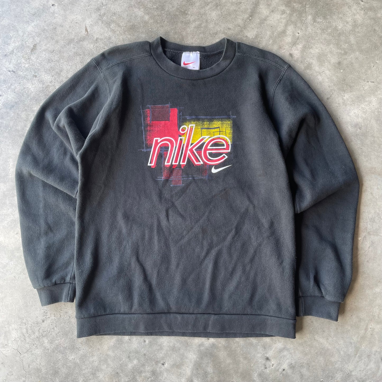 (M) 90s Nike Graphic Crewneck