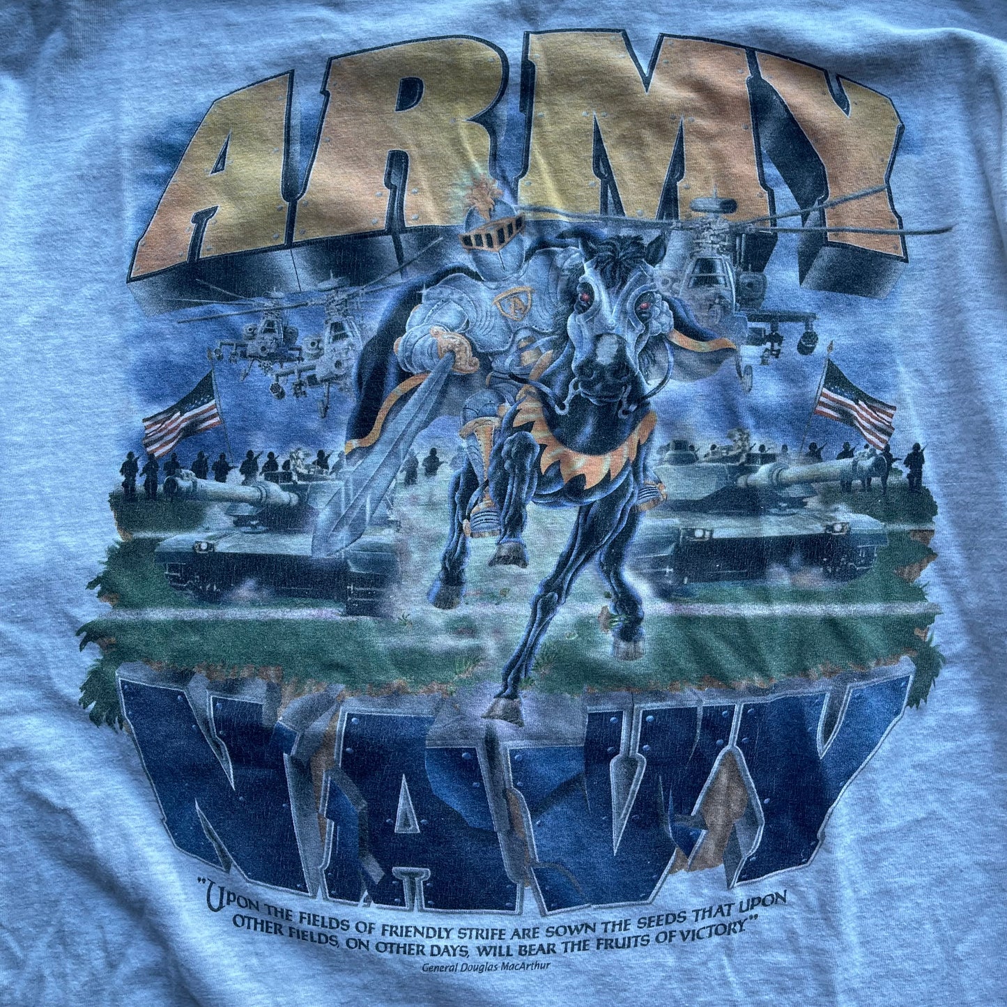 (M) '01 Army vs Navy Graphic Long Sleeve