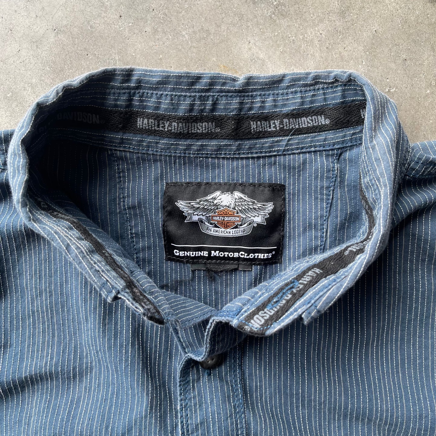 (XL) 00s Harley Davidson Button Up Embroidered Shirt
