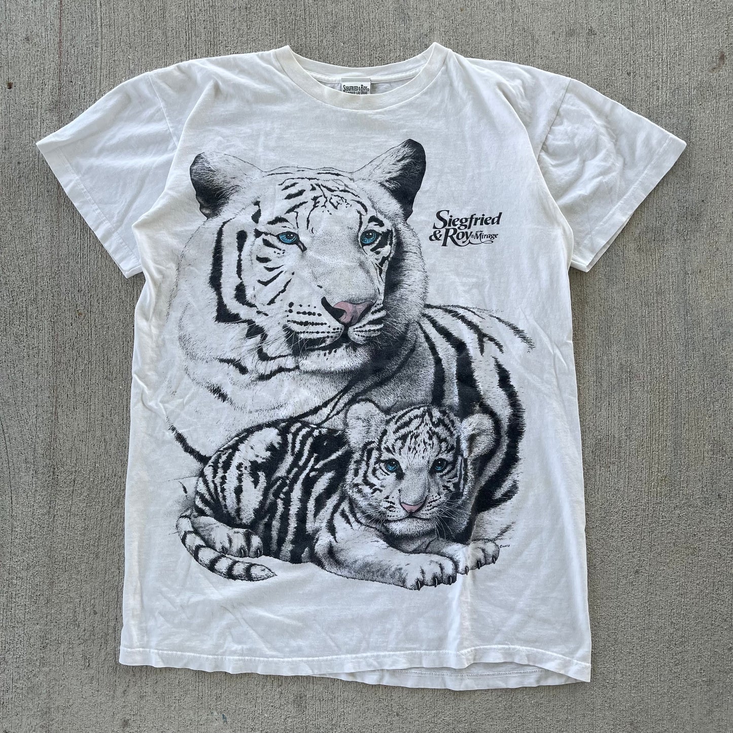 (XL) 90s White Tiger Tee