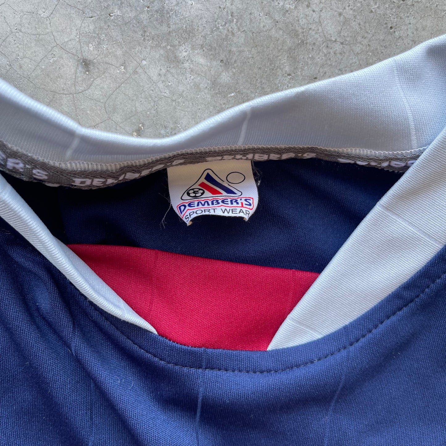 (L) 90s F.C. Barcelona Soccer Jersey