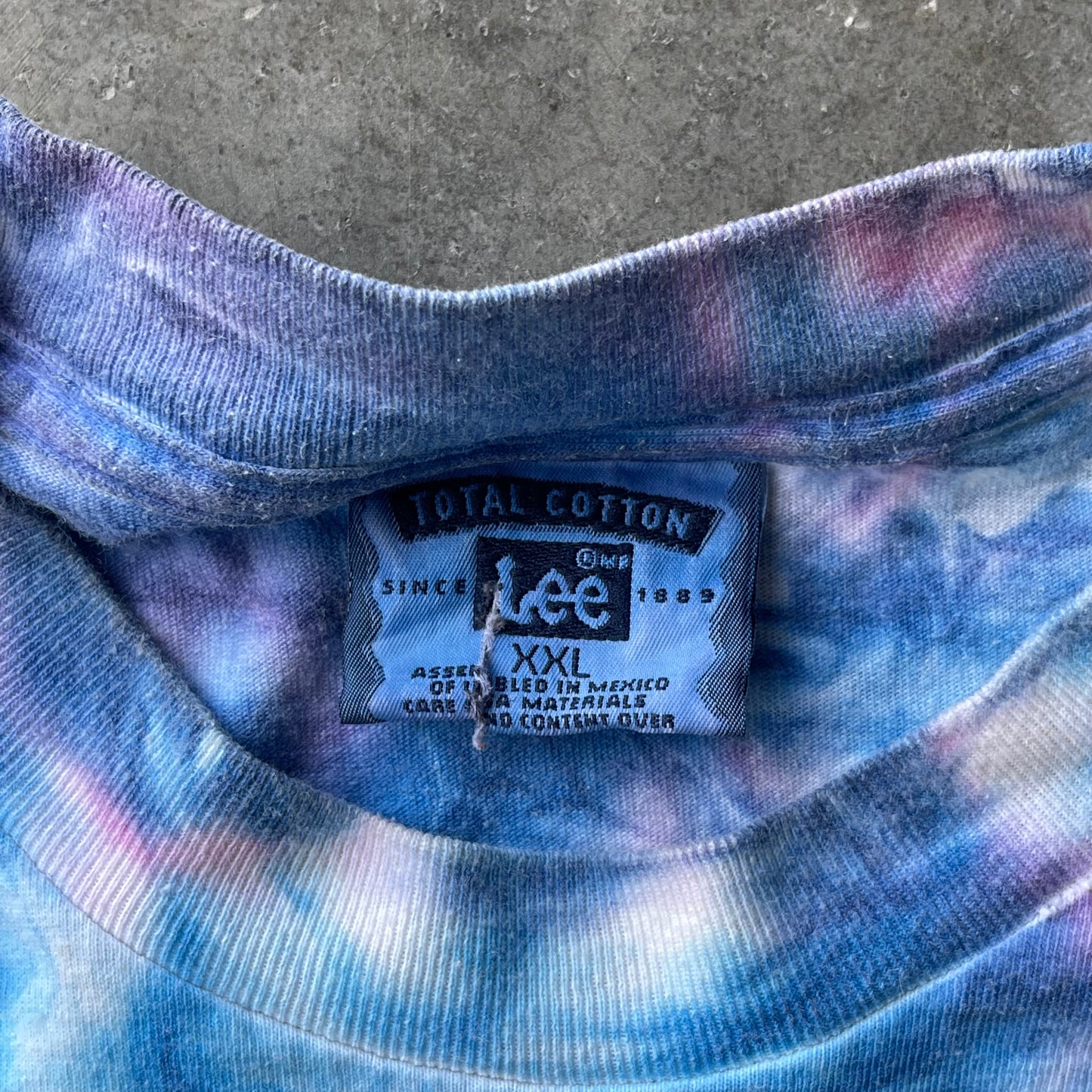 (XL) ‘01 Bike Week Tie-Dye Blade Spiral Graphic Tee