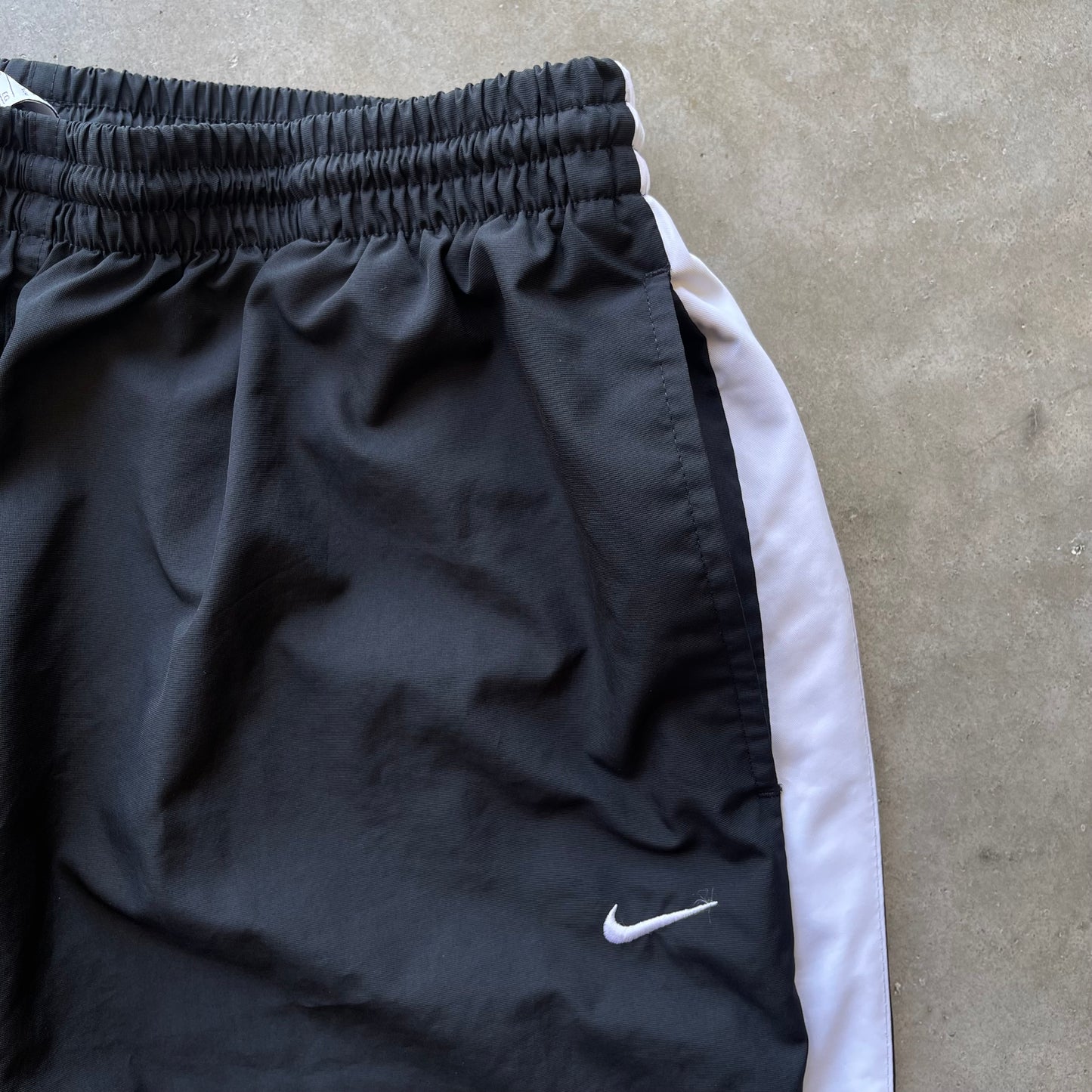 (XL) Nike Black White Lined Straight Leg Track Pants