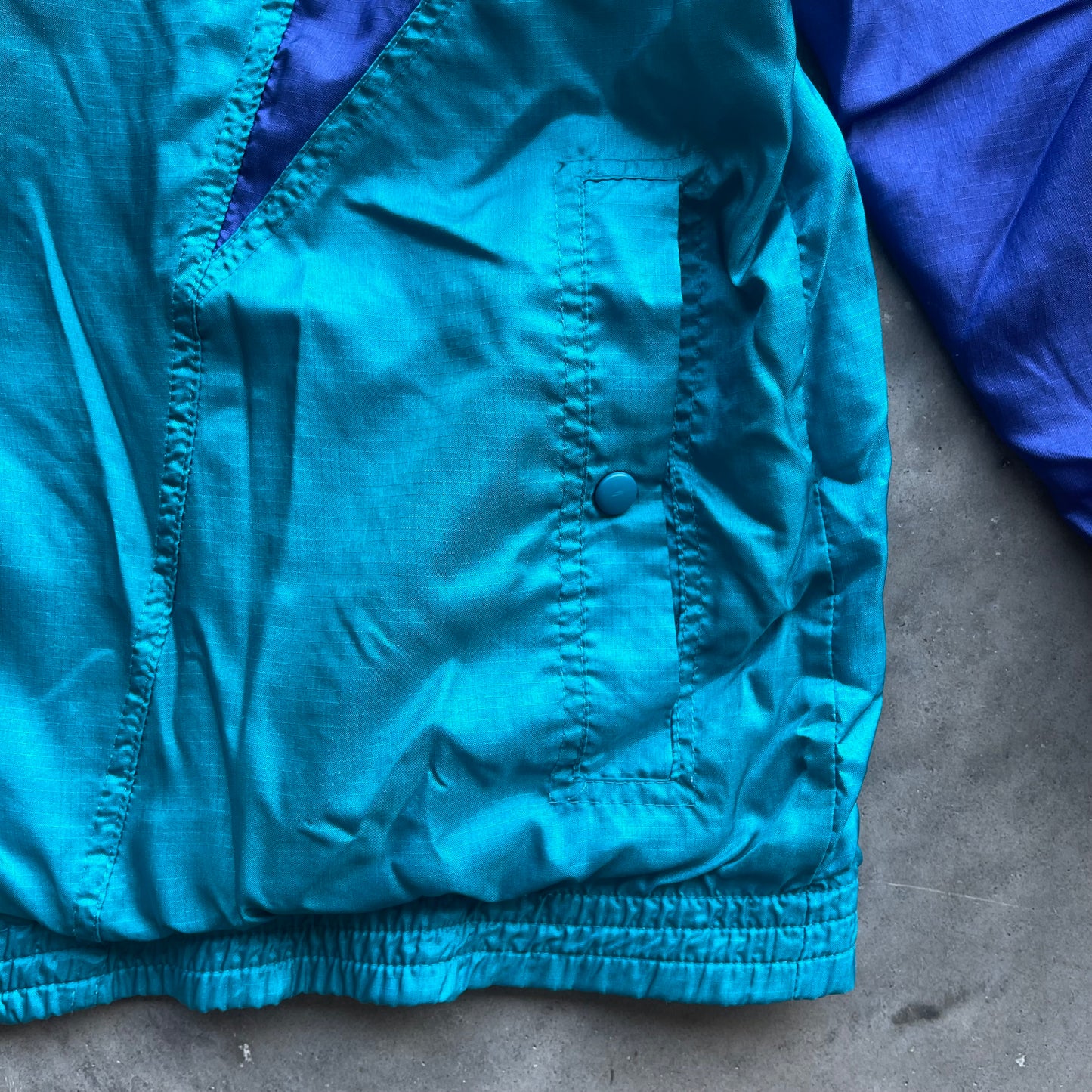 (L) 90s Nike Multi Color Windbreaker
