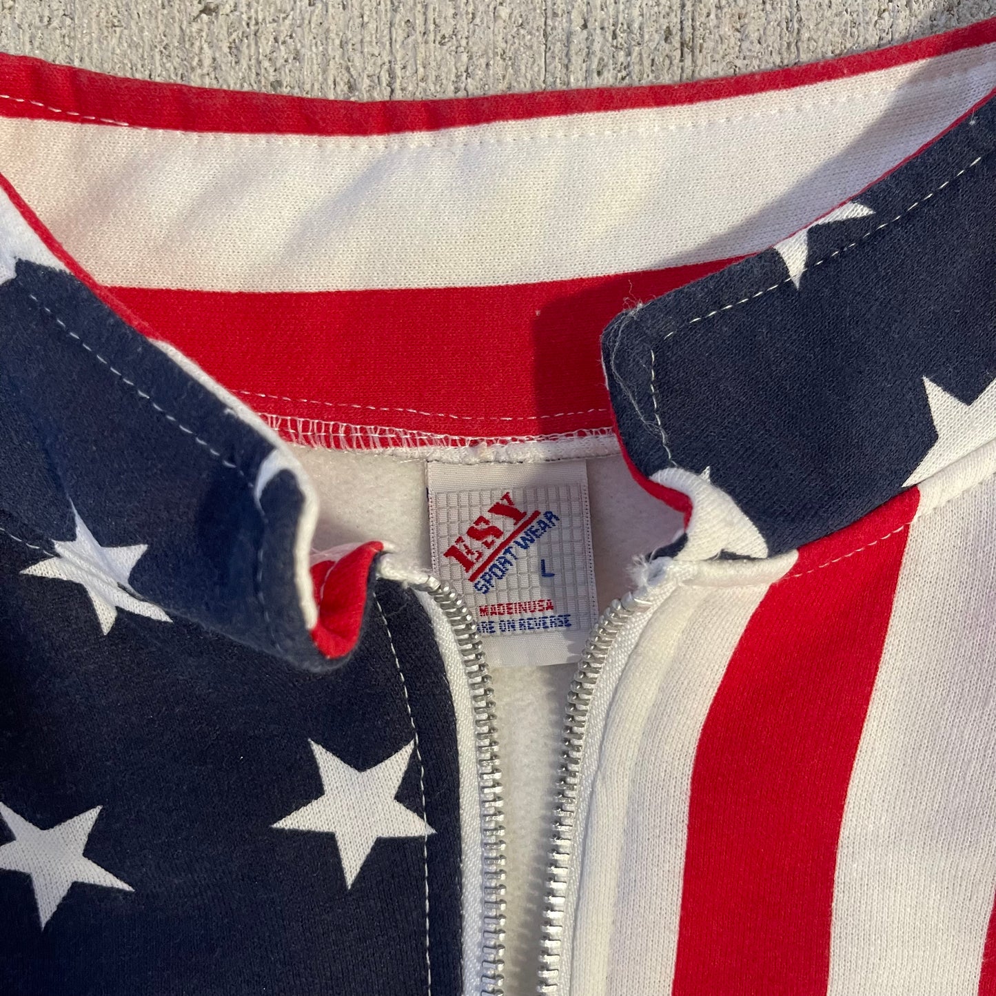(M/L) 90s USA Quarter Zip Cropped Fit Sweater
