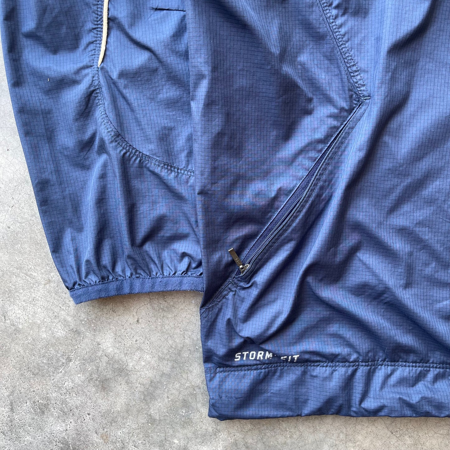 (L/XL) Nike University of Pittsburgh Pitt Panthers Windbreaker Full Zip Jacket