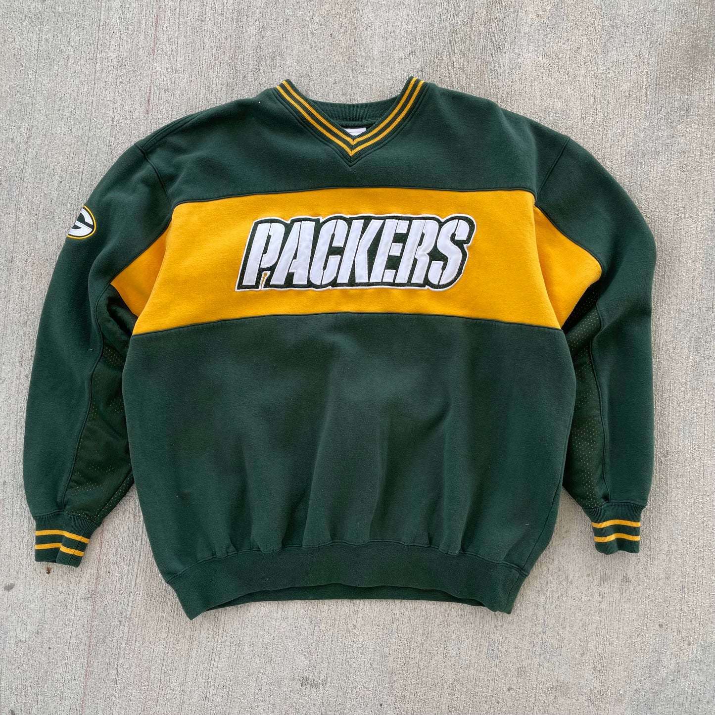 (L) 00s Green Bay Packers Crewneck