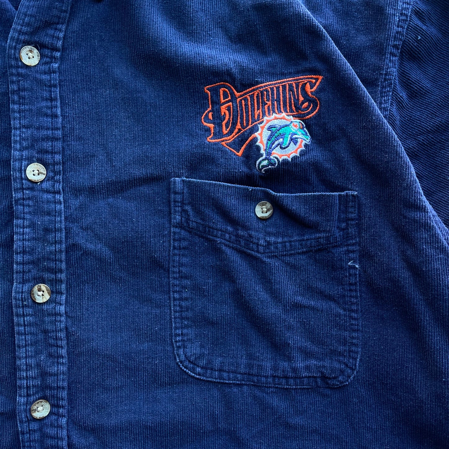 (XL) 90s Miami Dolphins Corduroy Buttoned Embroidered Shirt